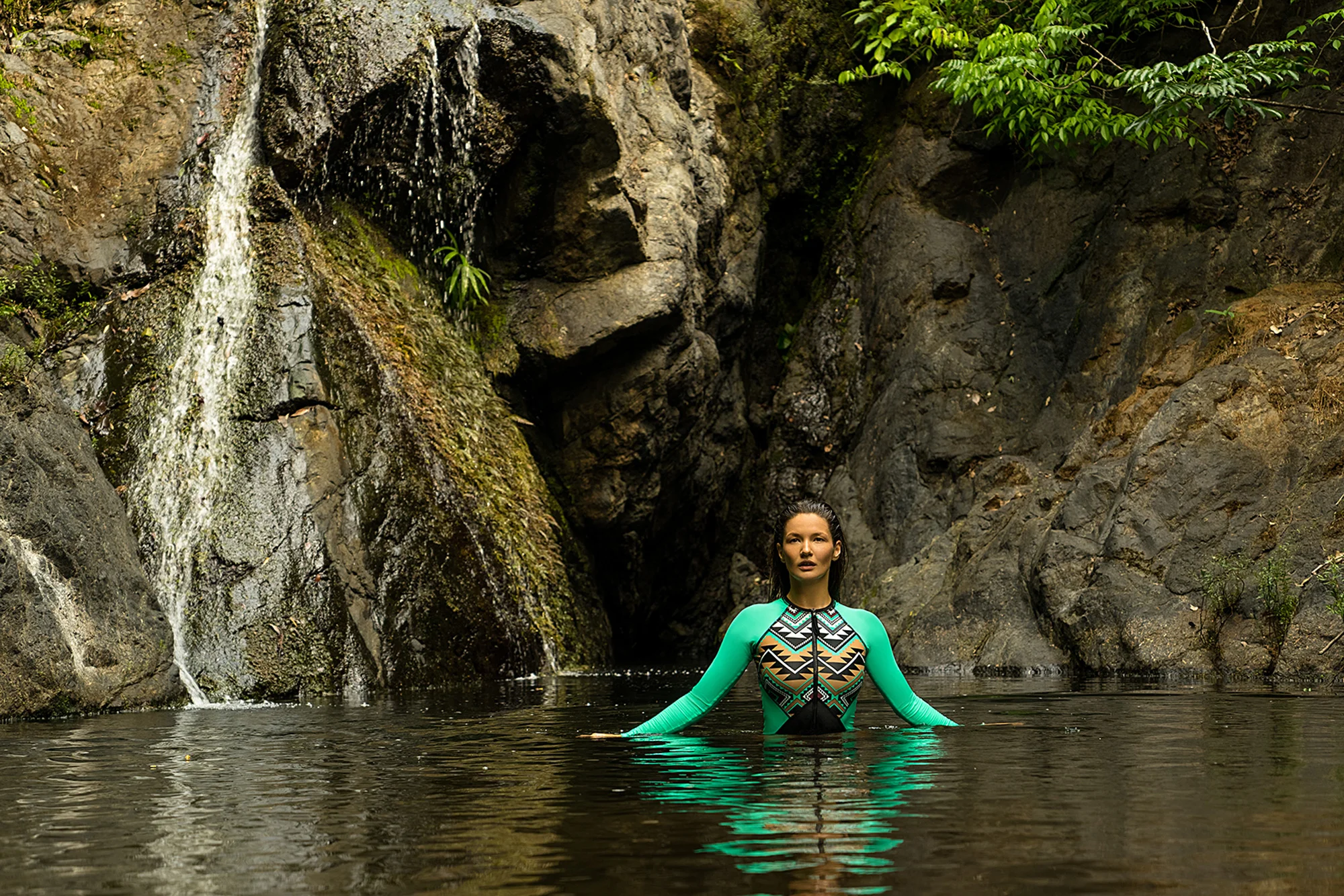 01_BG_Breathe_2016_Lina_MakaSurface_Water.jpg