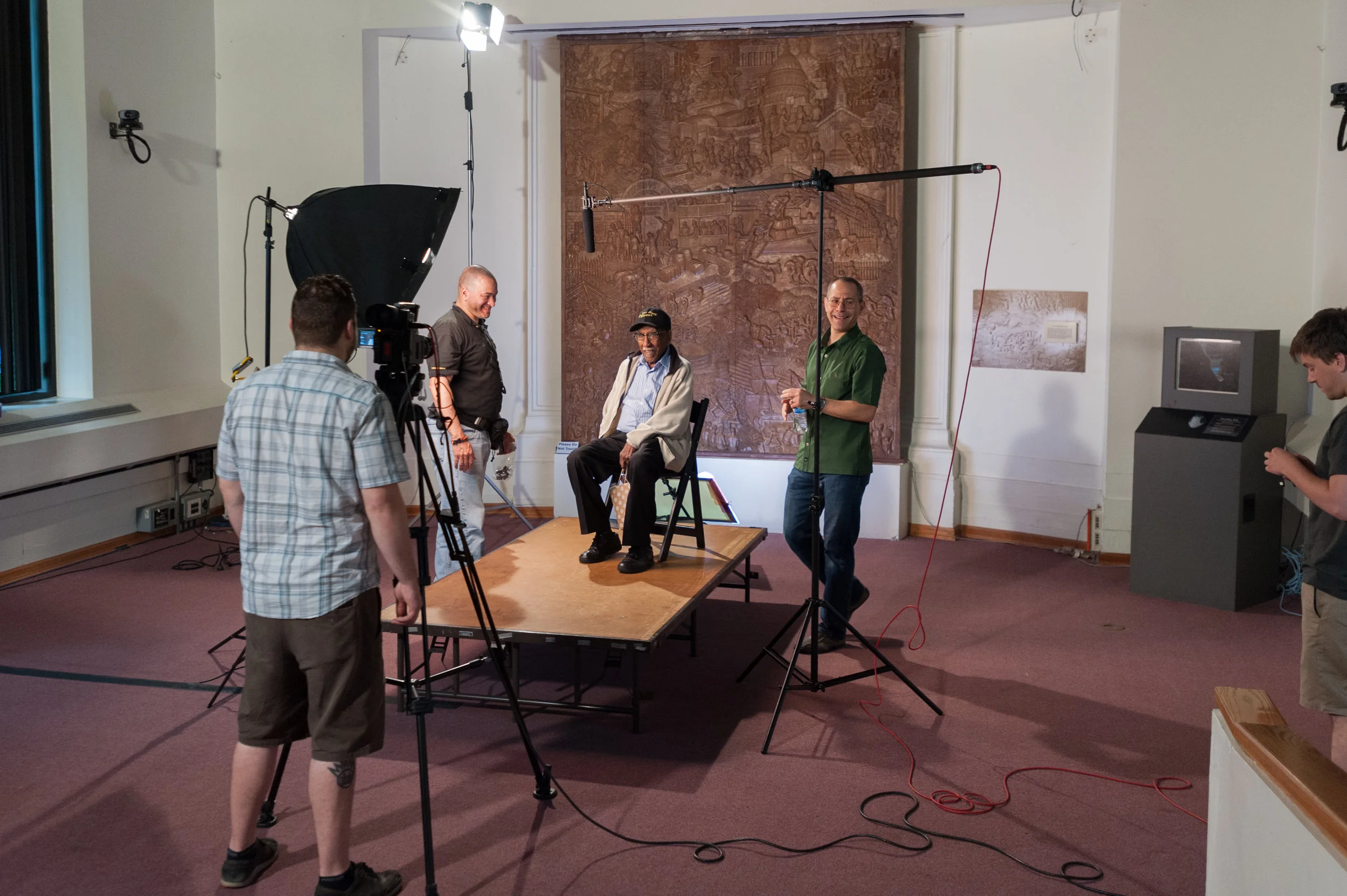  Steve Ordower interviews historian / Professor Emeritus Timuel Black. 