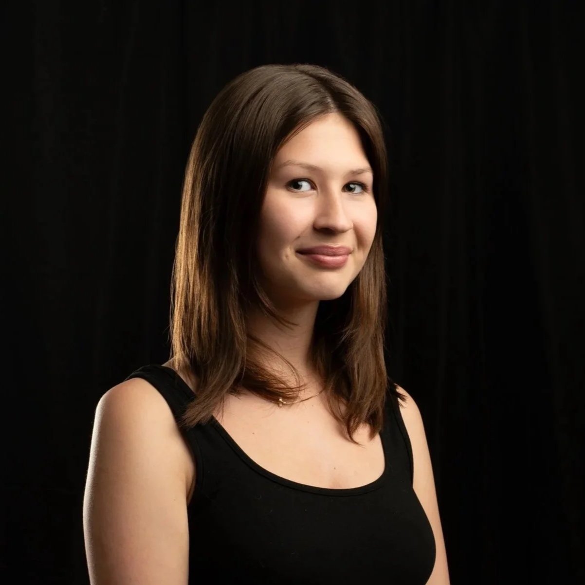 GRACE KAMMERLOCK-BUTCHER (SHE/HER)