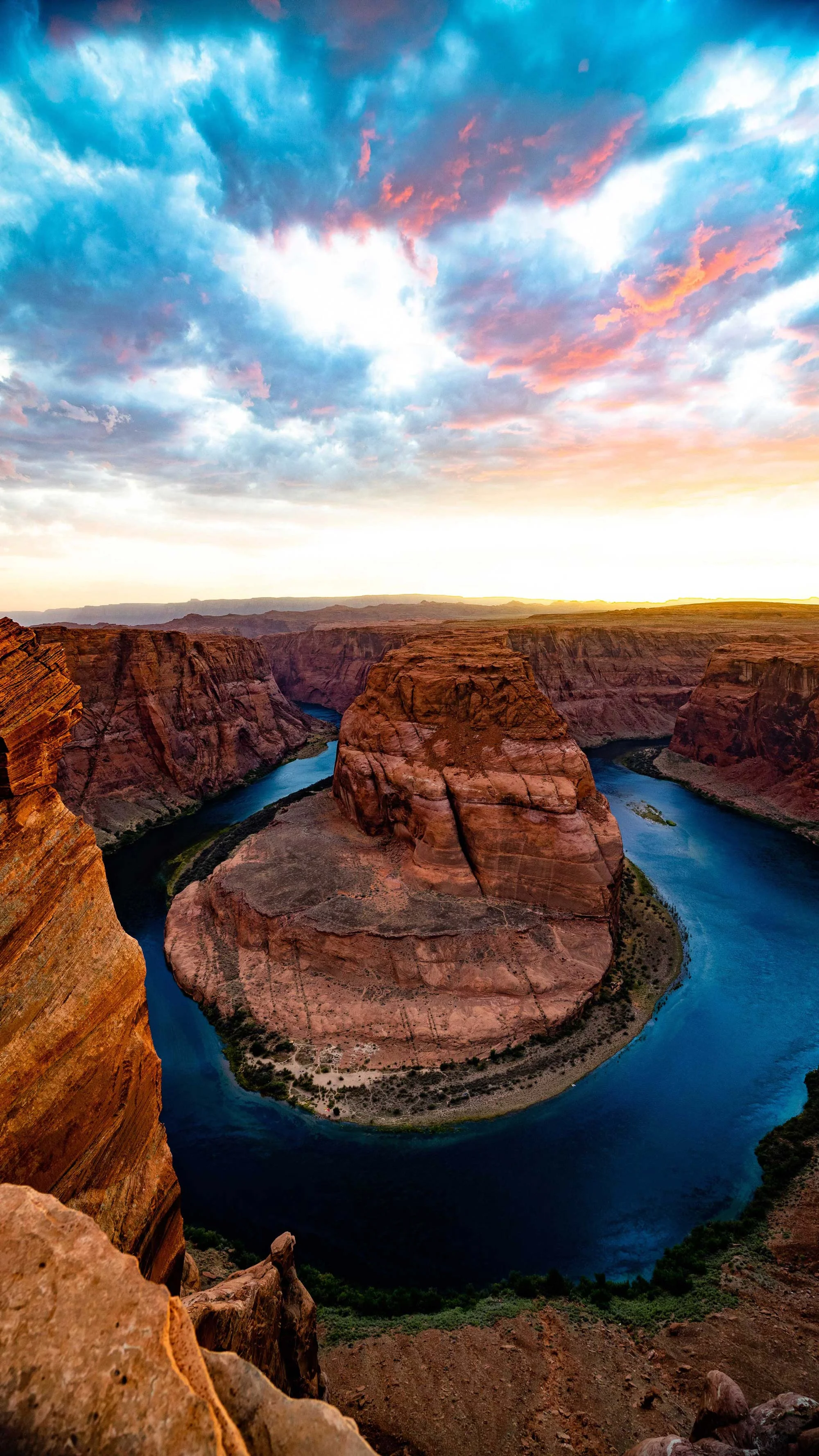 tom-gainor-739887-unsplash_RRR.jpg