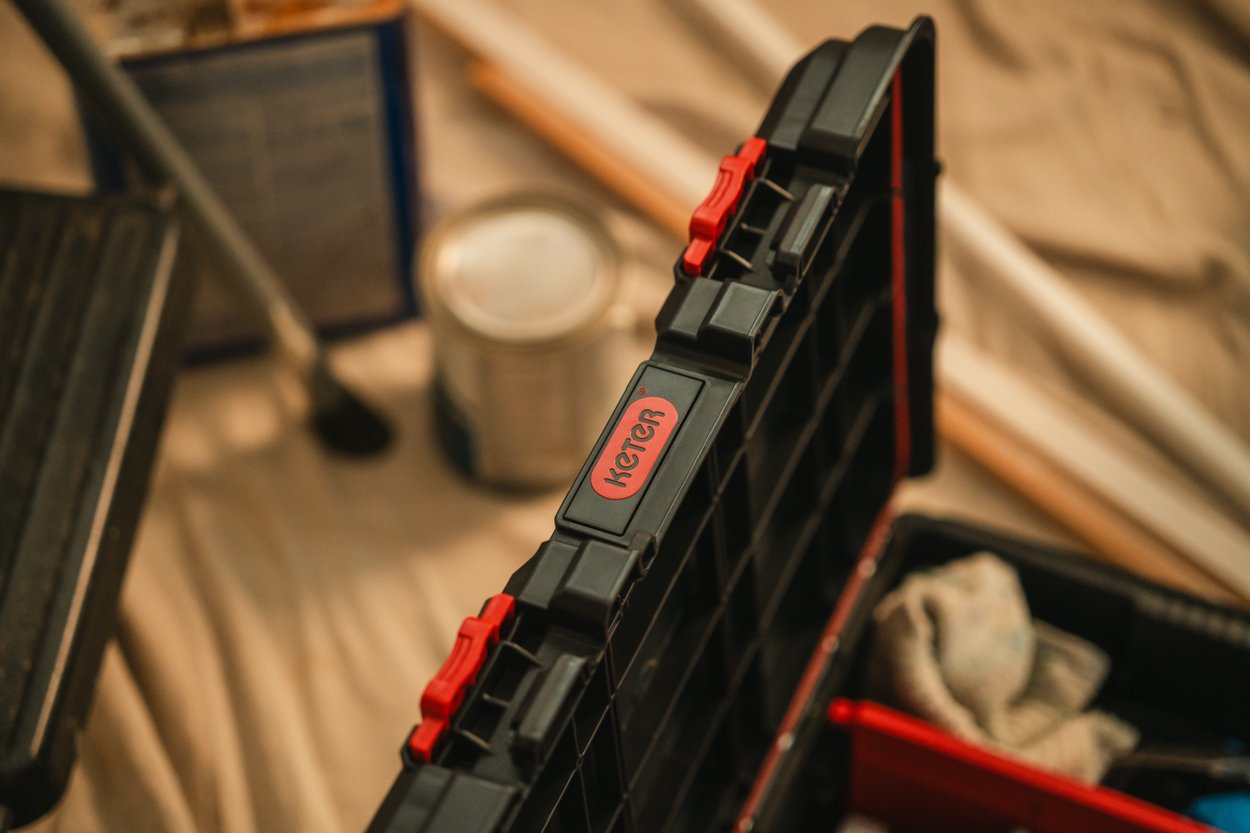 Keter.Jul25.ToolStorage-03135.jpg