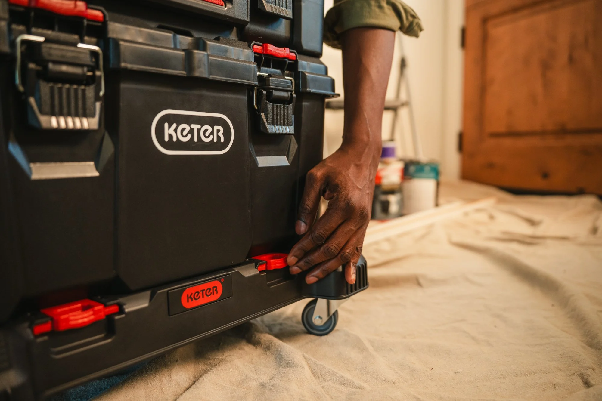 Keter.Jul25.ToolStorage.Samples.22.jpg
