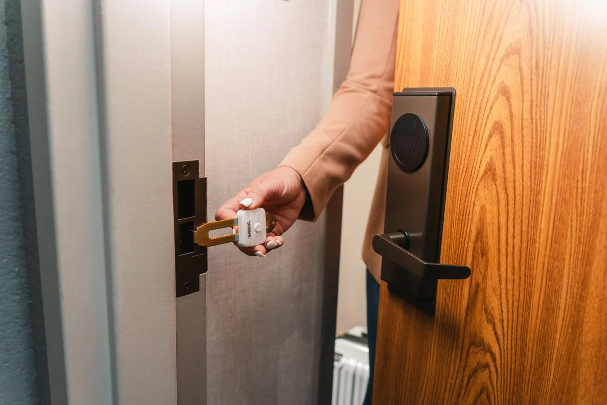 SABRE.Aug25.DoorLockPickupsSamples.9.jpg
