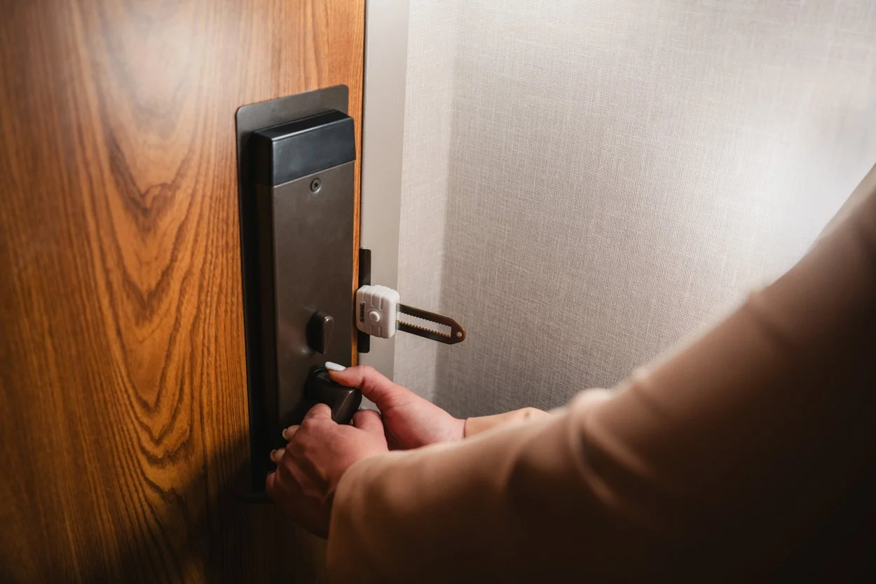 SABRE.Aug25.DoorLockPickupsSamples.21.jpg