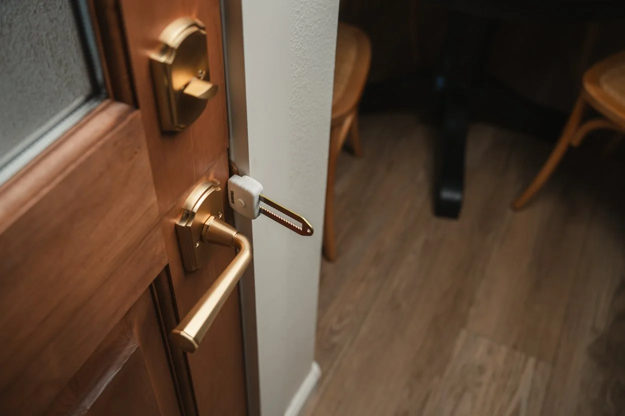 SABRE.Aug25.DoorLockPickupsSamples.55.jpg