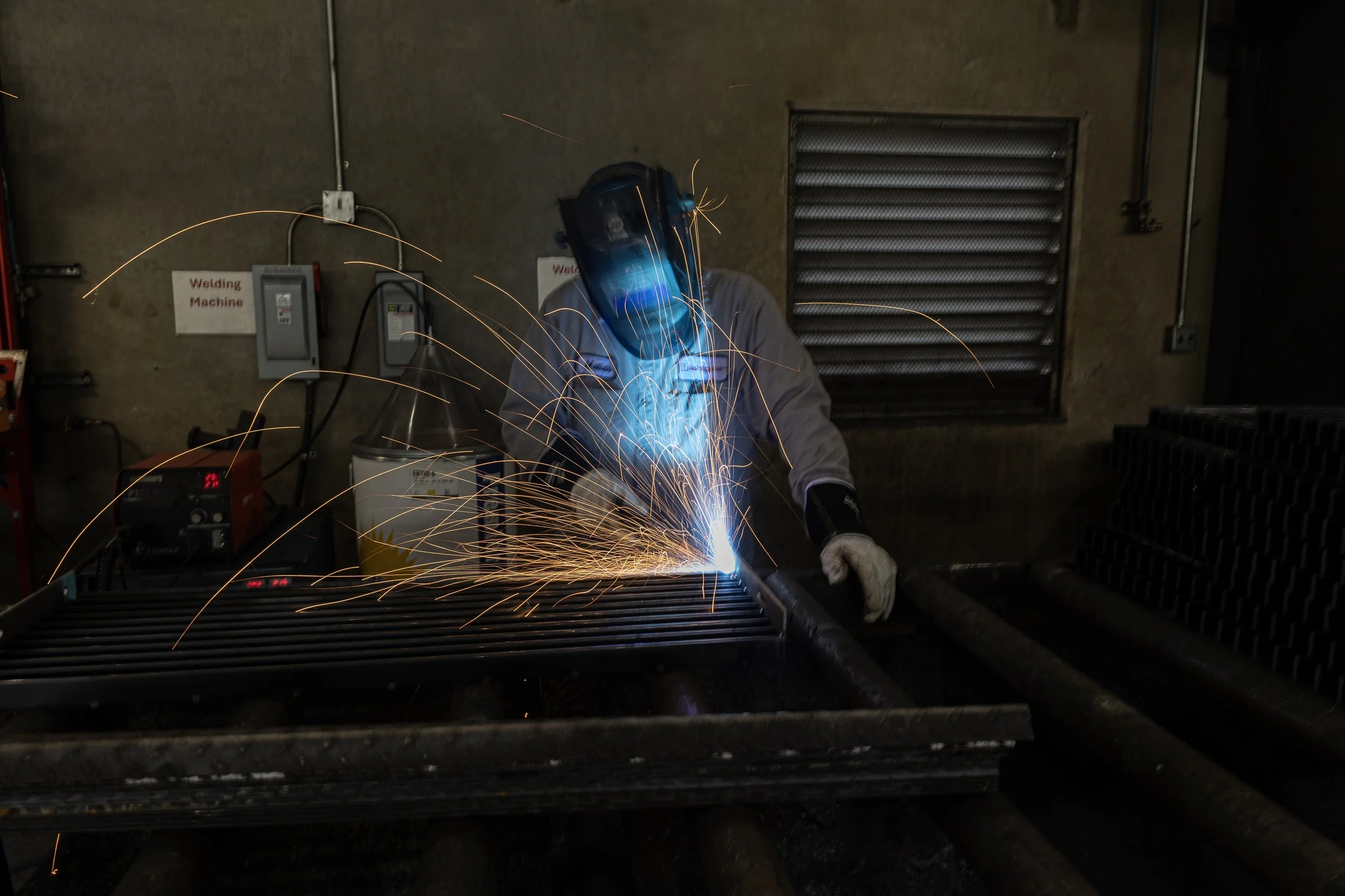 inustrialindustry081.jpg