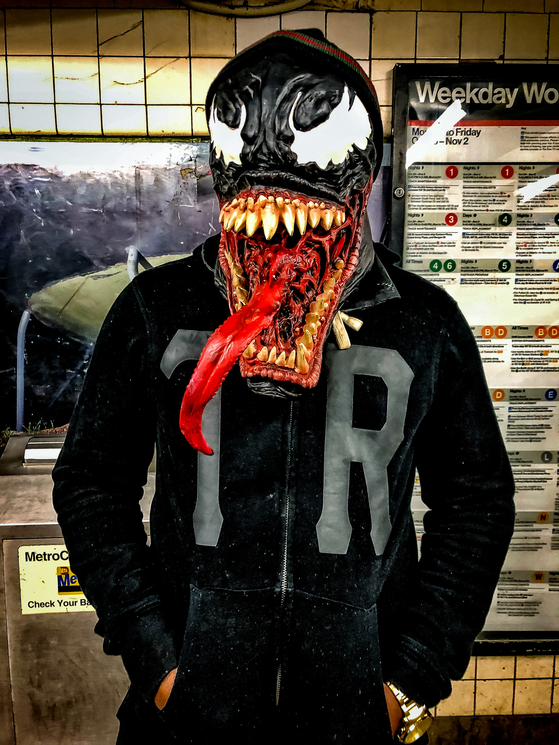 SubwayHalloween-10.jpg
