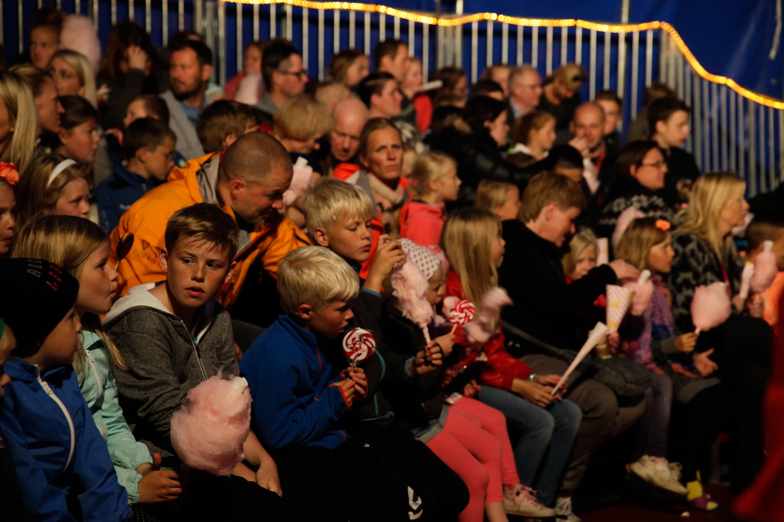 JEANEEN_LUND_CIRCUS-13.jpg