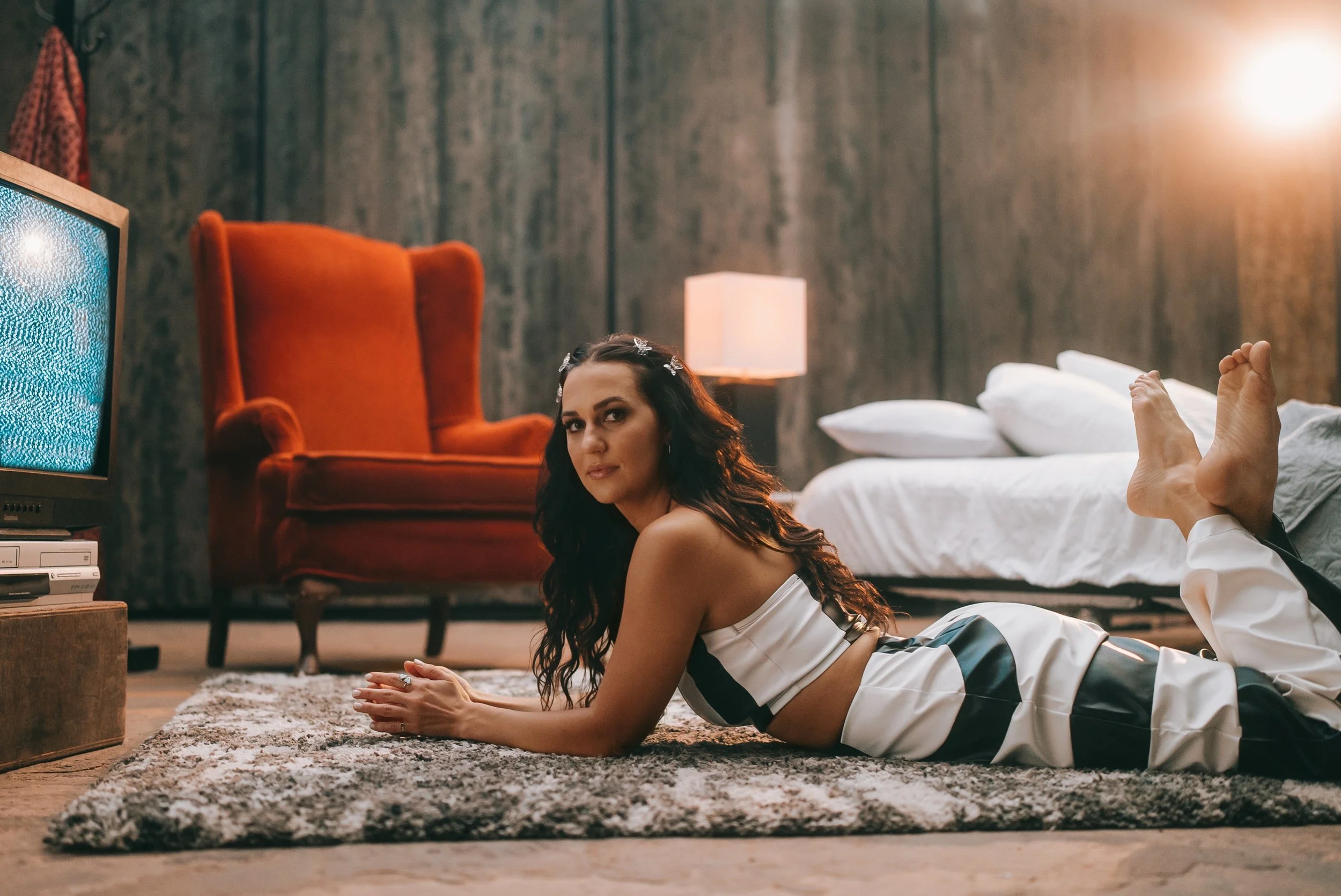BIO — JENNIFER HART