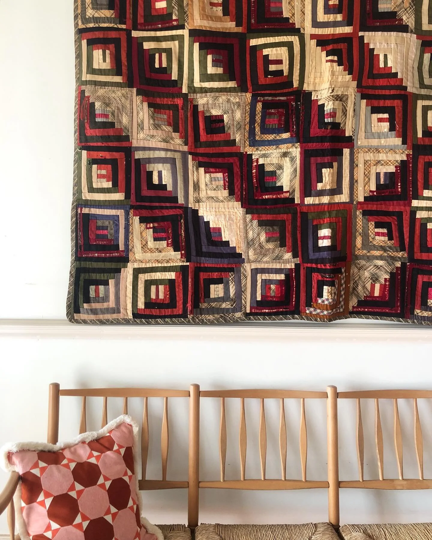 ❤️ We need you! ❤️

Following on from @roberta.cummings wonderful community quilt project, the Moon of Bethlehem quilt, there&rsquo;s a call-out for another. Many of the same folks from around the world are participating in this but we need a few mor