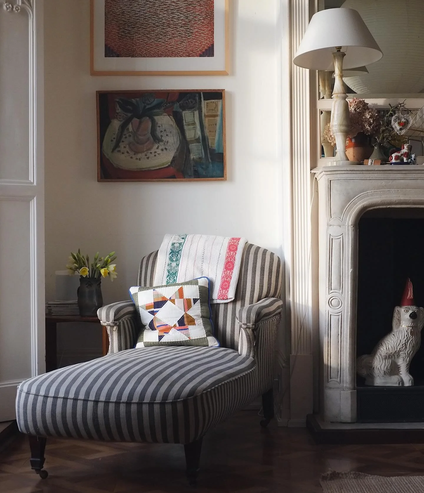 Come and make a scrappy string patchwork star cushion!
.
⭐️ WORKSHOP ⭐️

Sunday 14th December 
Held in London @gatherandstitchlondon along with Layla herself 

New workshop launching, just in time for Christmas!
We will be making a beautiful star mot