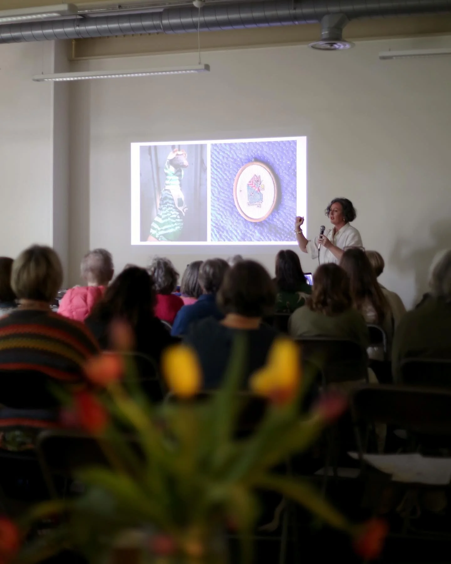 A few snippets from the last weekend when I travelled up to Leeds and gave a talk at @sunnybankmills Threads festival. It was a wonderful opportunity to see what Sunnybank Mills is doing, chat with folks and of course take in all the wonderful textil
