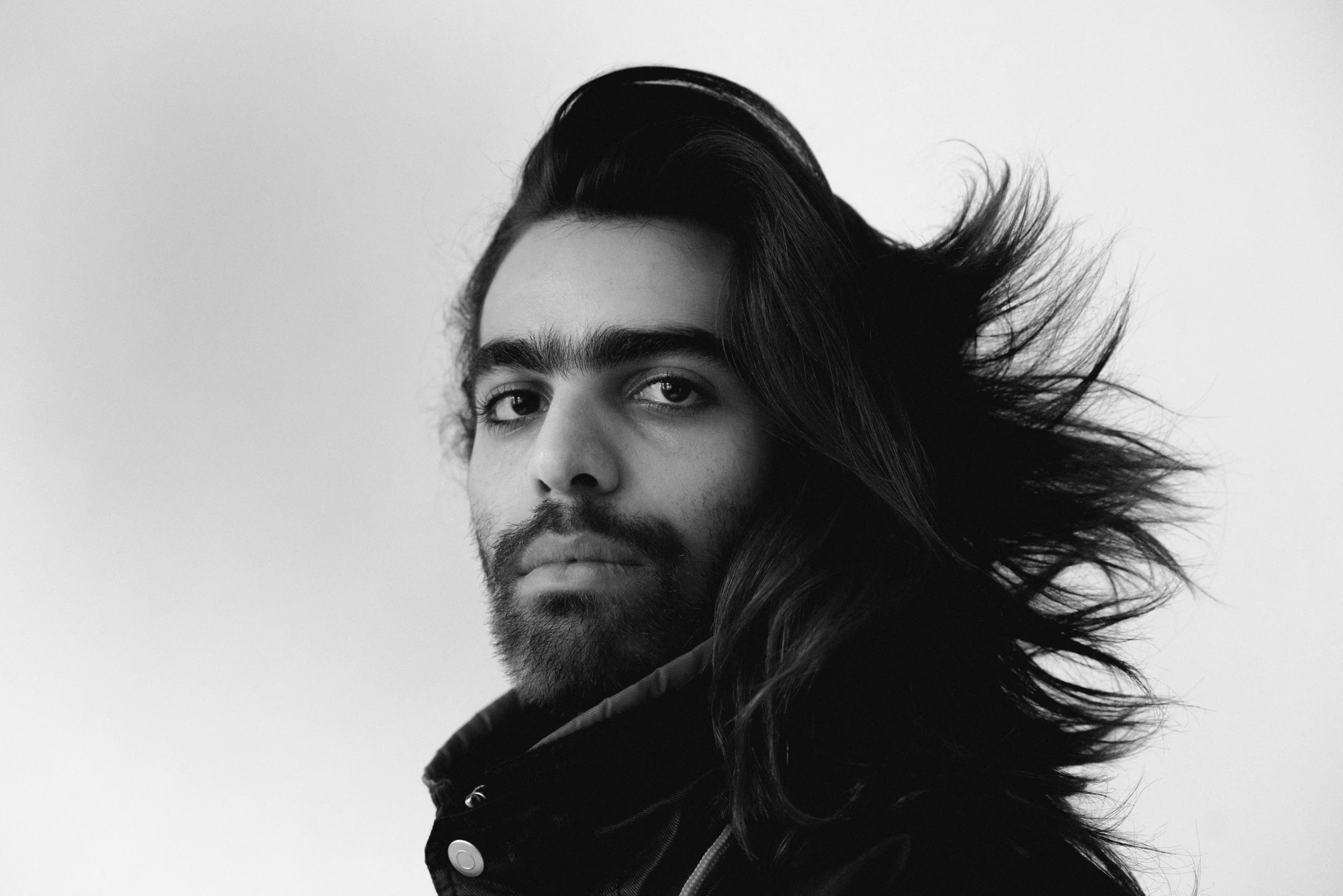 2x3_Faris_Portrait_JPEG_2500px_72dpi_srgb-6.jpg