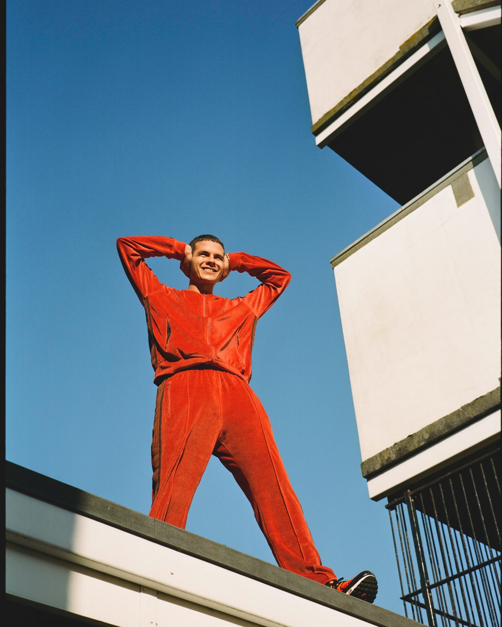 slowthai+%235+%28CROWNS+%2B+OWLS%29.jpg