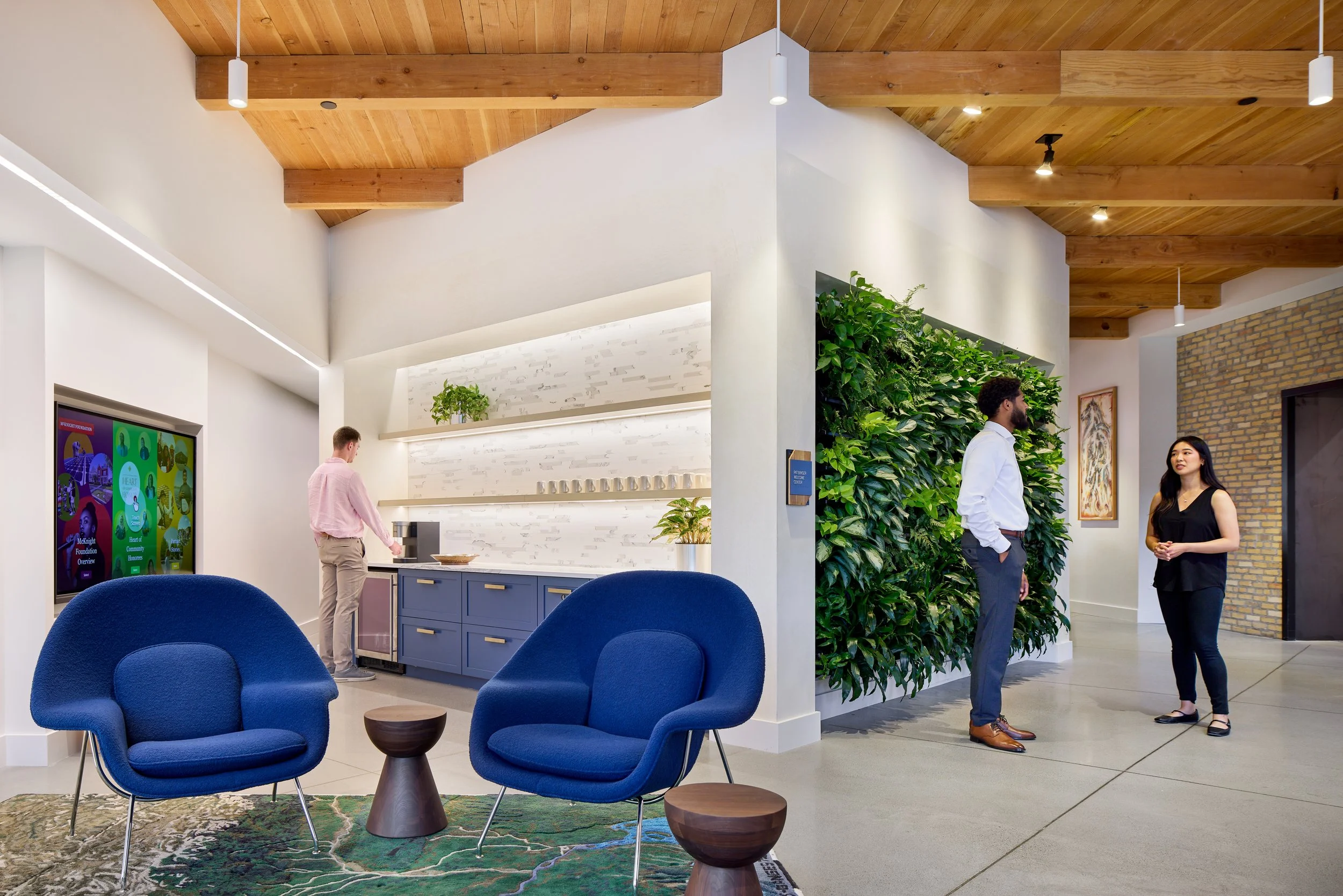 McKnight Foundation Lobby_03.jpg
