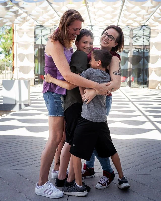 I&rsquo;M BACK!!! I disappeared for a bit for reasons I won&rsquo;t go into bcuz...bleh. Suffice to say, this summer has not been my favorite. But I&rsquo;m lookin ahead to better days! *
*
And I will say, my summer started perfectly doing this sessi