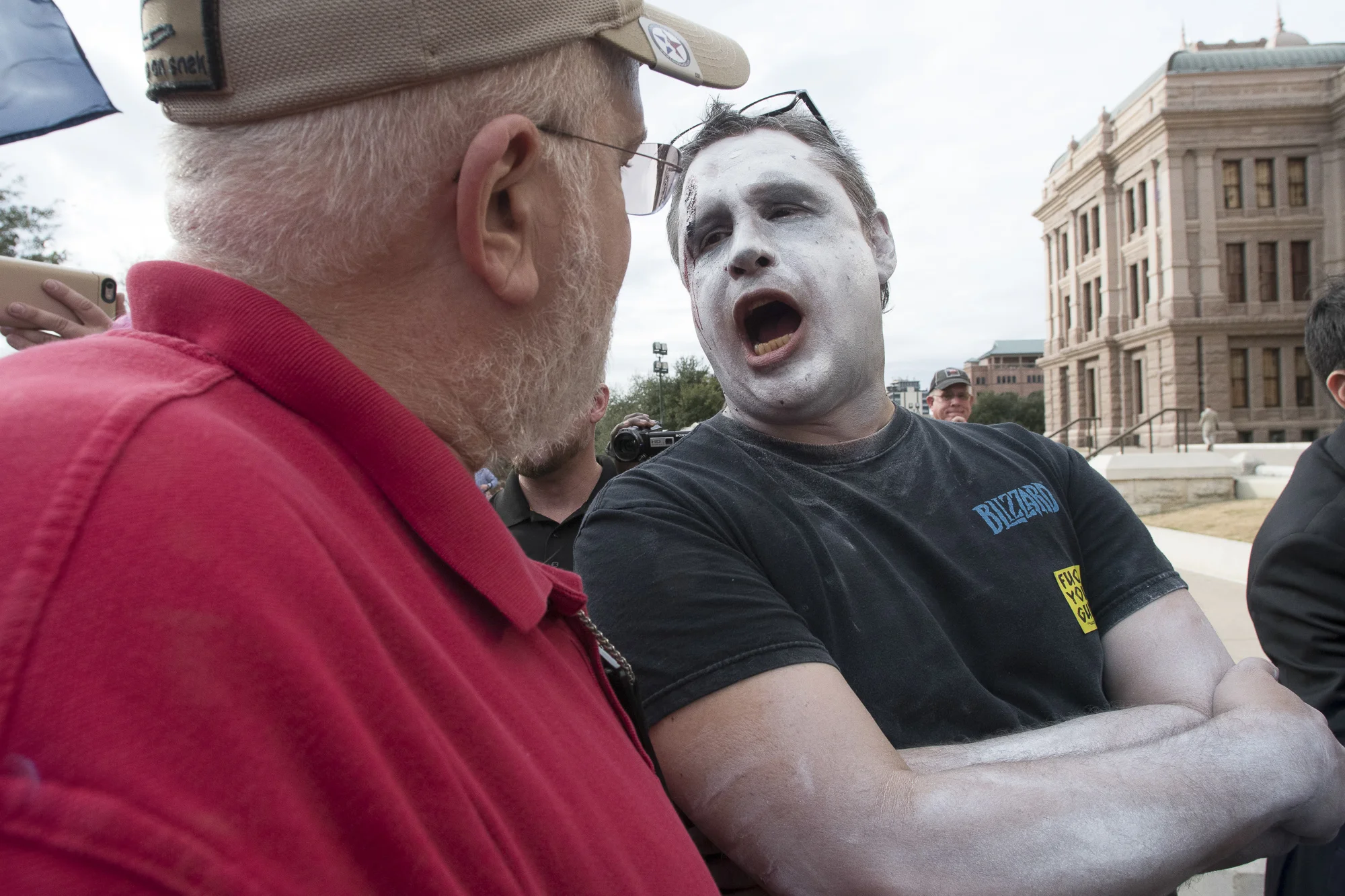 Confrontation at gun rally, 2017