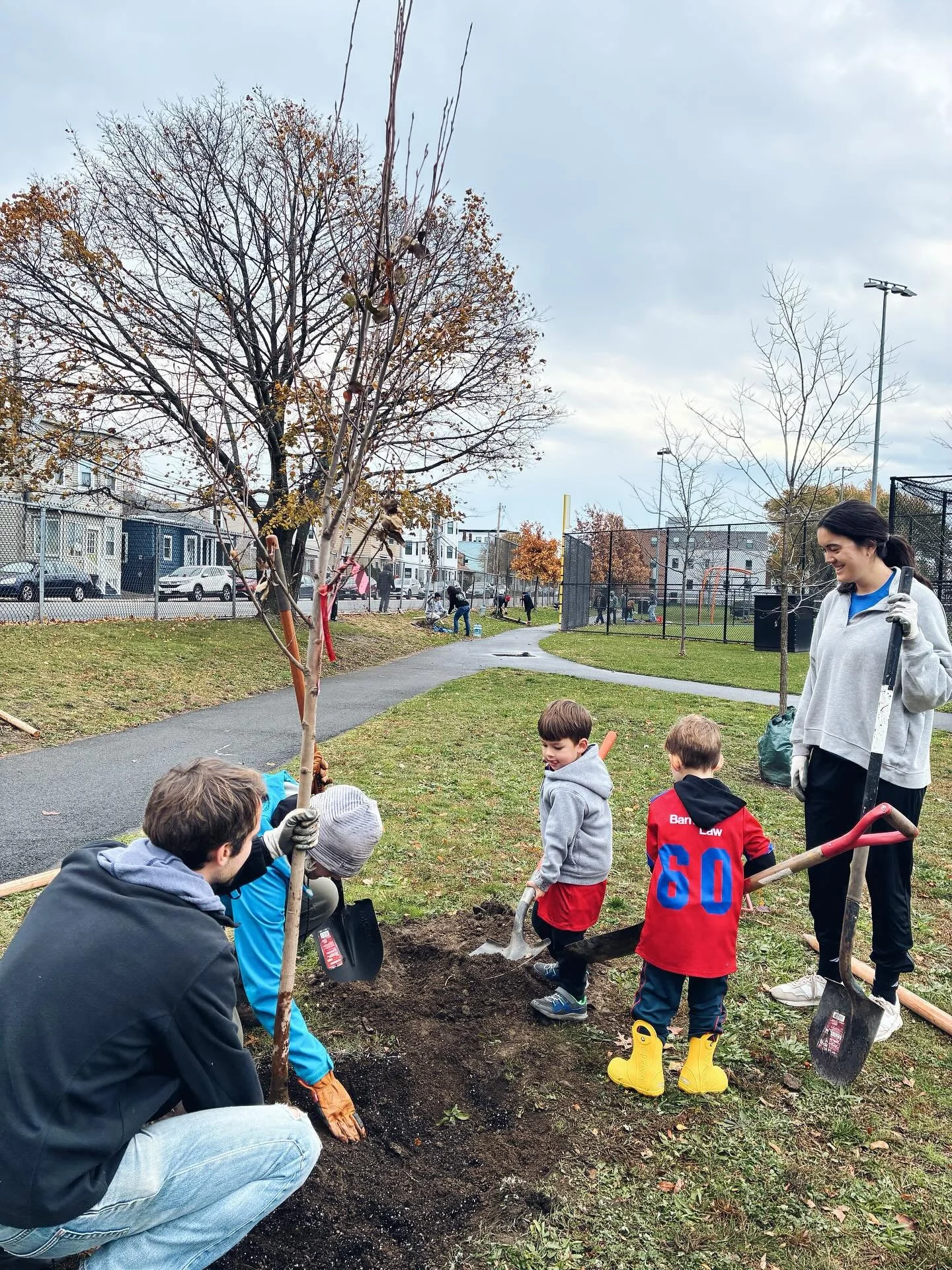 Here&rsquo;s to more trees in our neighborhood! Thanks @treeeastie for your incredible work advocating for more green life and empowering neighbors to be a part of it. #🌳 #eastie