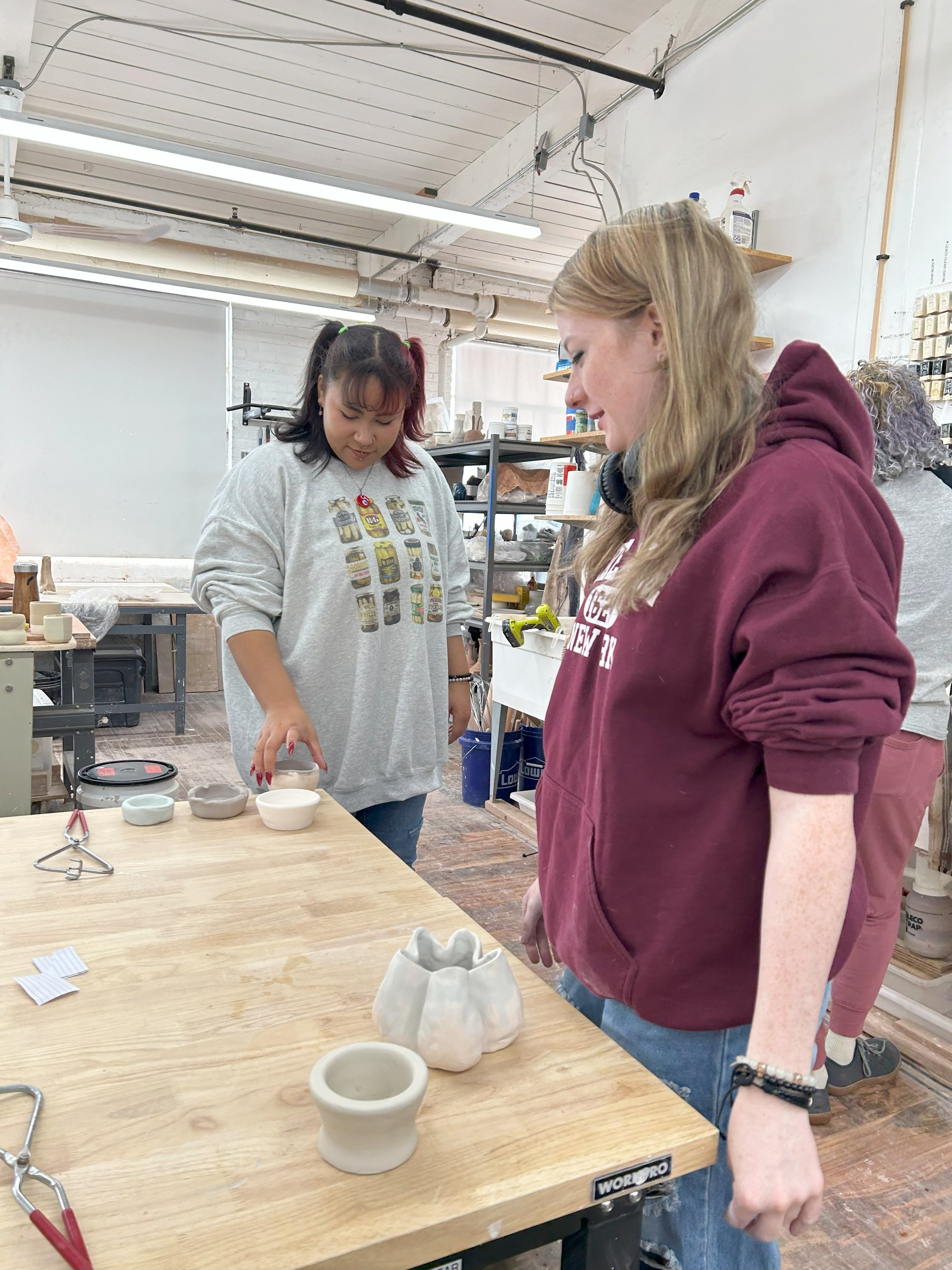 2023_11_ceramics_group.IMG_1636.jpg