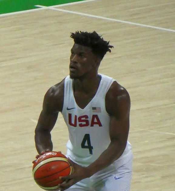 Jimmy Butler Holds Players-Only Team Meeting; "Why Is Derrick Rose Still Here?"