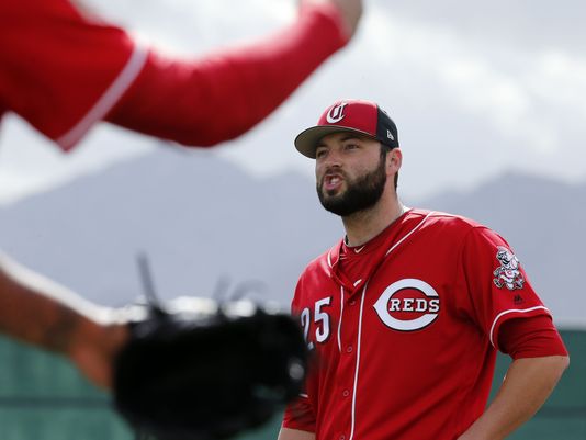 Scott Schebler leads Cincinnati Reds over San Francisco Giants