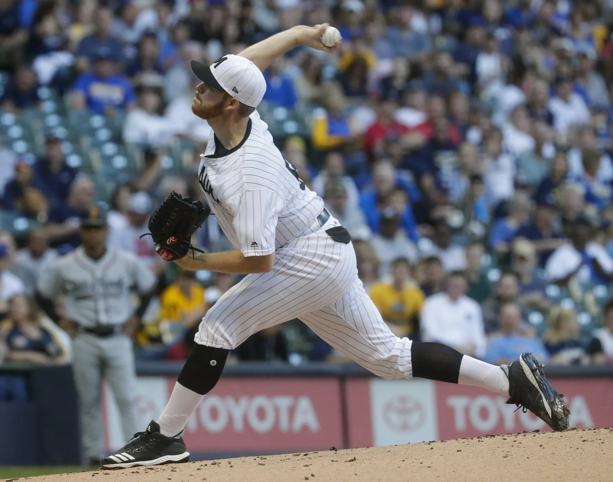 Woodruff fans 10, Brewers’ bats shine in 10-4 win over Bucs