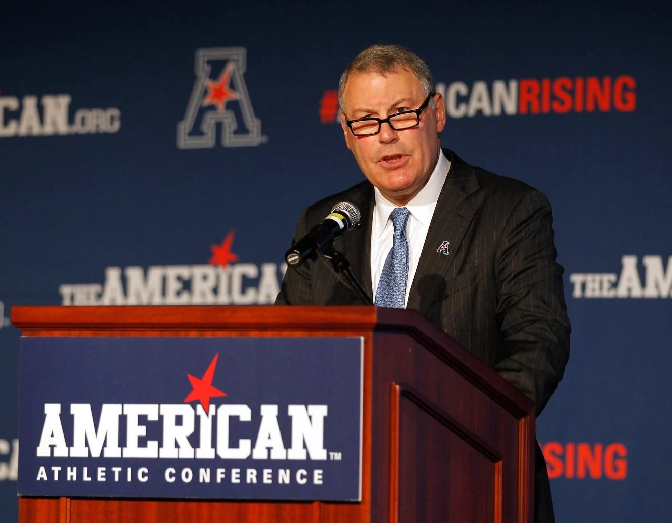 AAC Commissioner Mike Aresco 'upset' over UC's CFP ranking