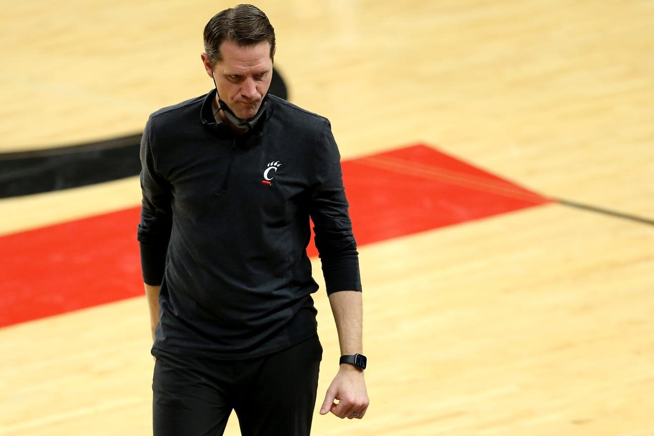 University of Cincinnati suspends men's basketball coach John Brannen