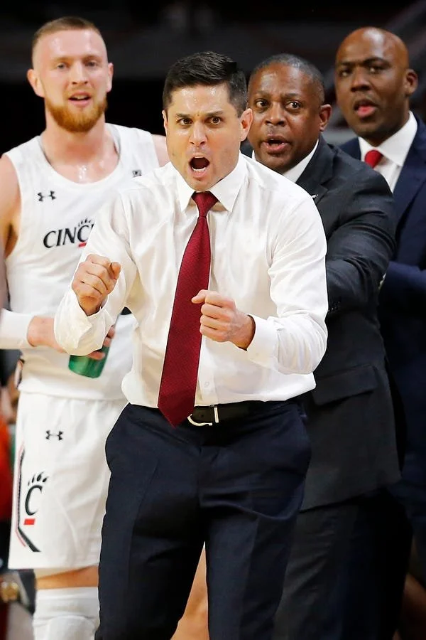 What we learned: Cincinnati handles Evansville in Wes Miller's first win as Bearcats coach