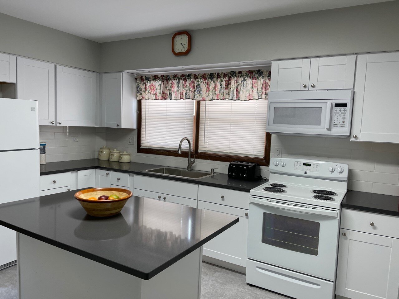 HGS Kitchen_9758.jpg