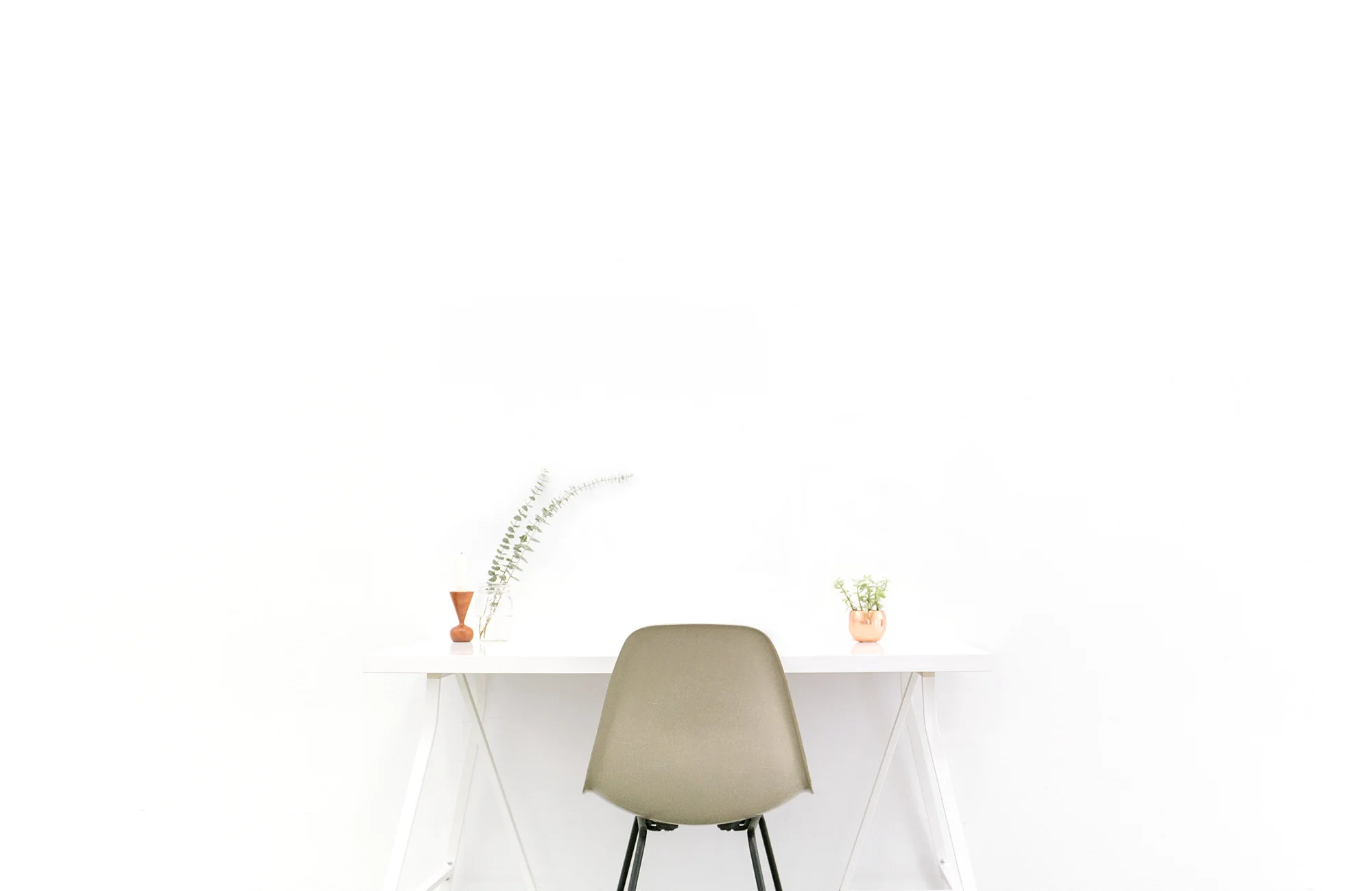 desk49909.jpg