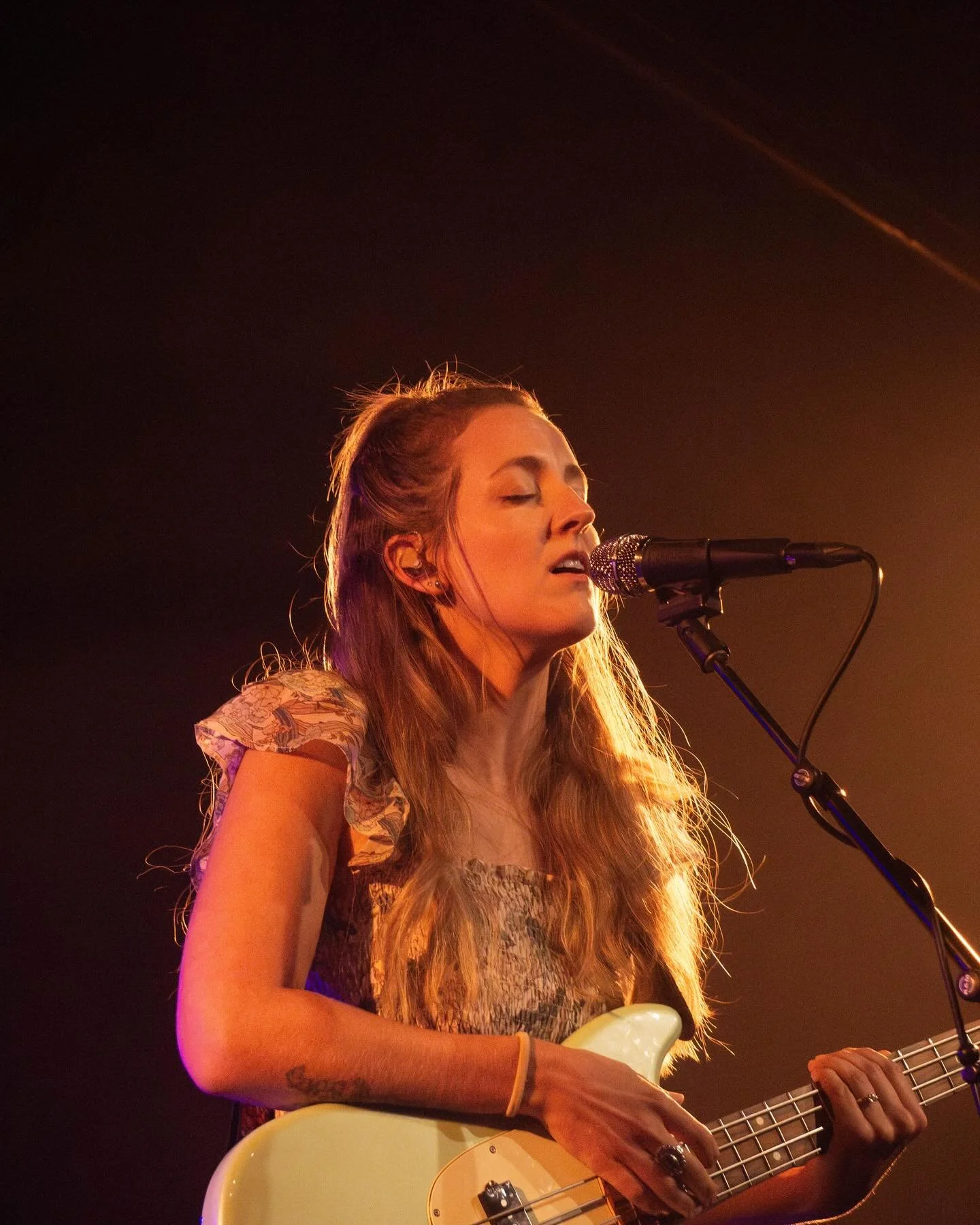 Pics from our Salt Lake City show❤️ Feeling so grateful for this tour and the amazing people we are meeting along the way. Photos by the wonderful @iconiccamera_concerts