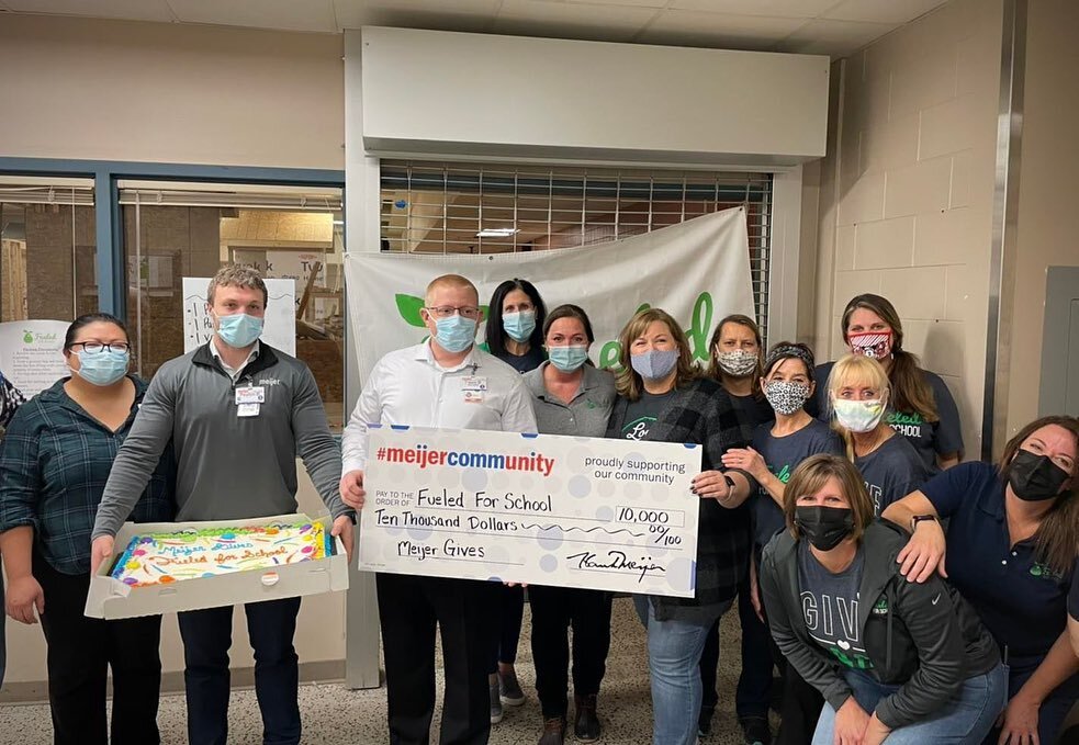 Holiday giving is in full swing this year! Last week @meijerstores came to help assemble meal packs at Fueled For School! They also brought a check for $10,000 and a giant cake to celebrate!

Currently, Fueled For School provides weekend meal packs t