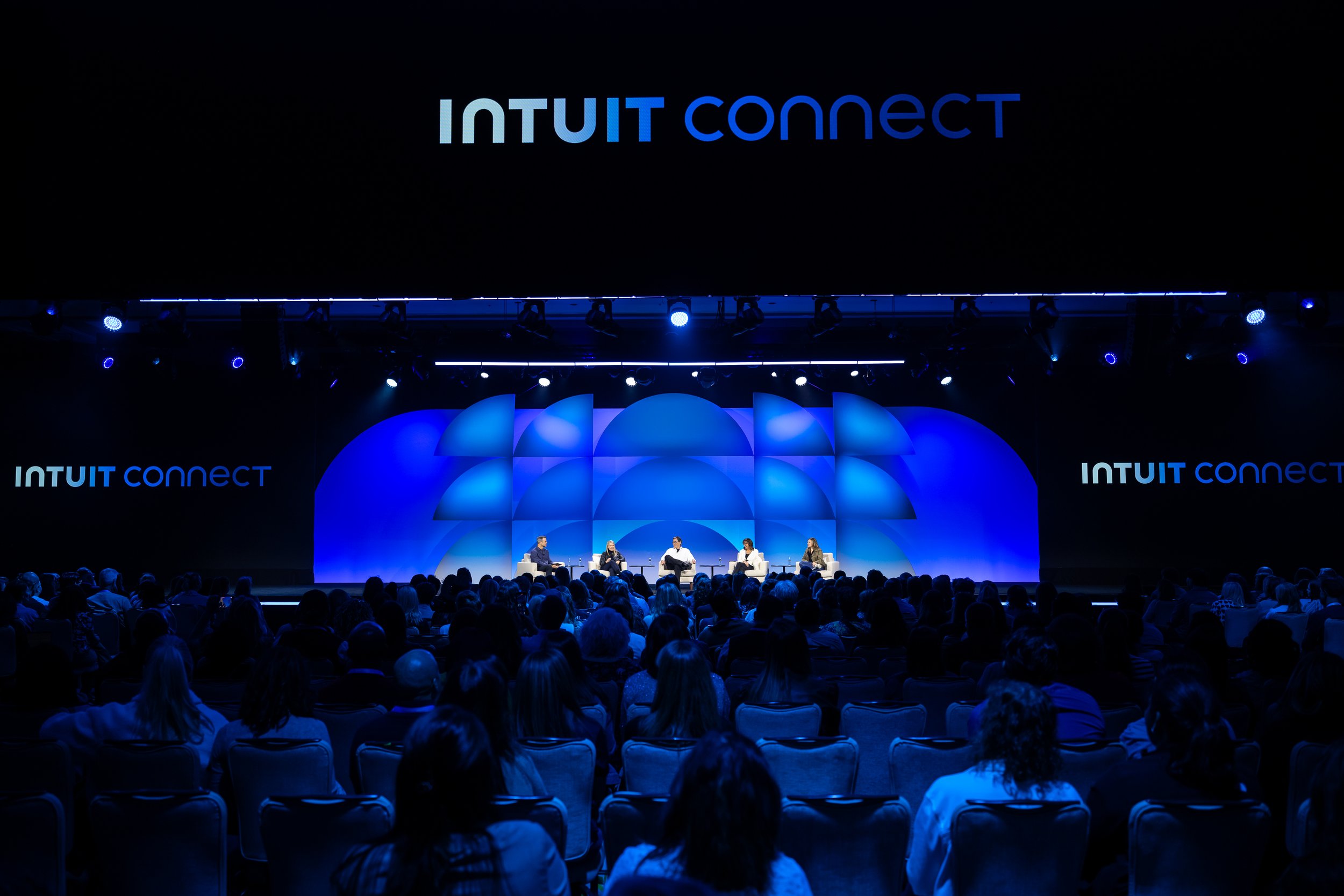 2025_IntuitConnect_FutureofAdvisory-Keynote _92046.jpg
