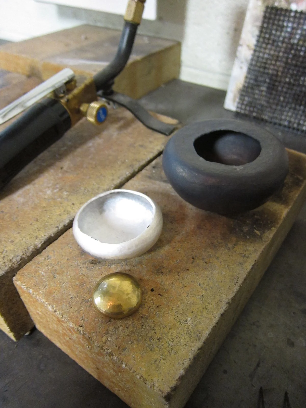 Adam-Whitney_ArtistProject_Brooches-Process-12.JPG