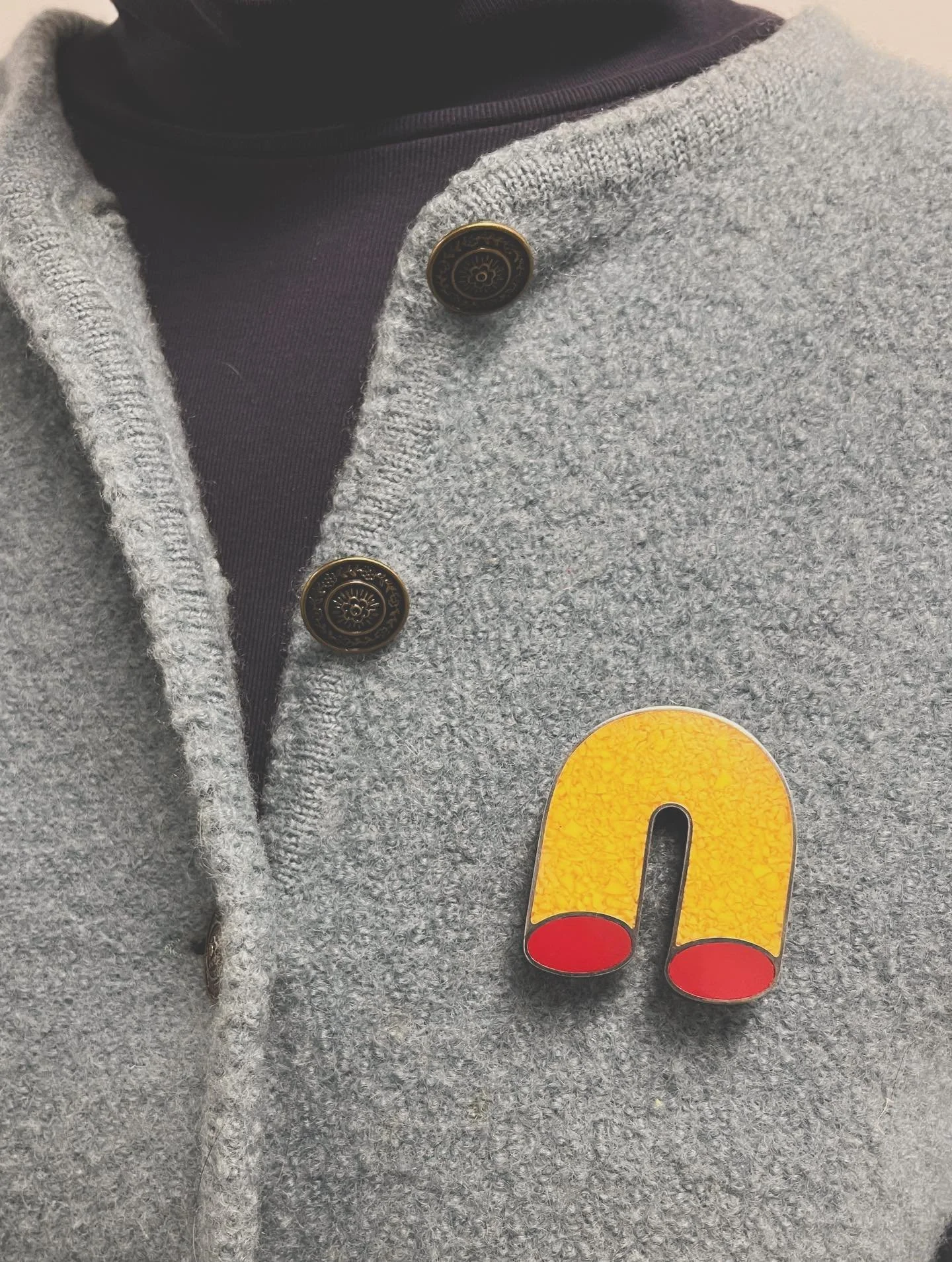 Elizabeth is modeling the French Fries and Ketchup Brooch by @ericabellojewelry 👀🍟☺️

Available for purchase in the RJM Store today! 
Find 20% off all items in the Store now through Dec 20. 

#radicaljewelrymakeover #makeitethical #sustainablejewel