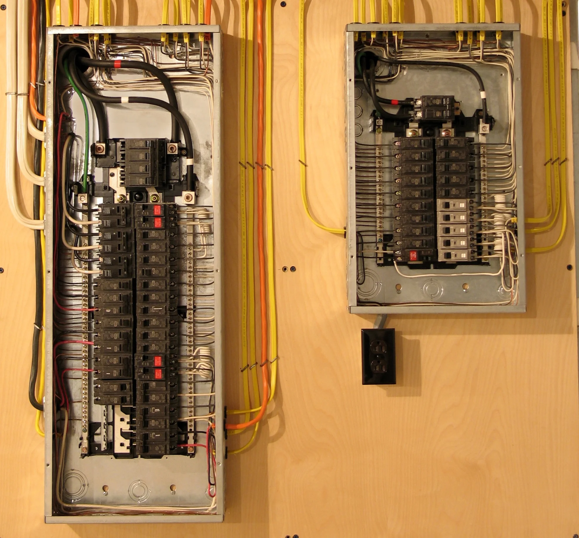 electrical service change - electrical panel change electrician fort saskatchewan alberta - electrical panel change electrician sherwood park alberta -electrical panel change electrician st. albert alberta