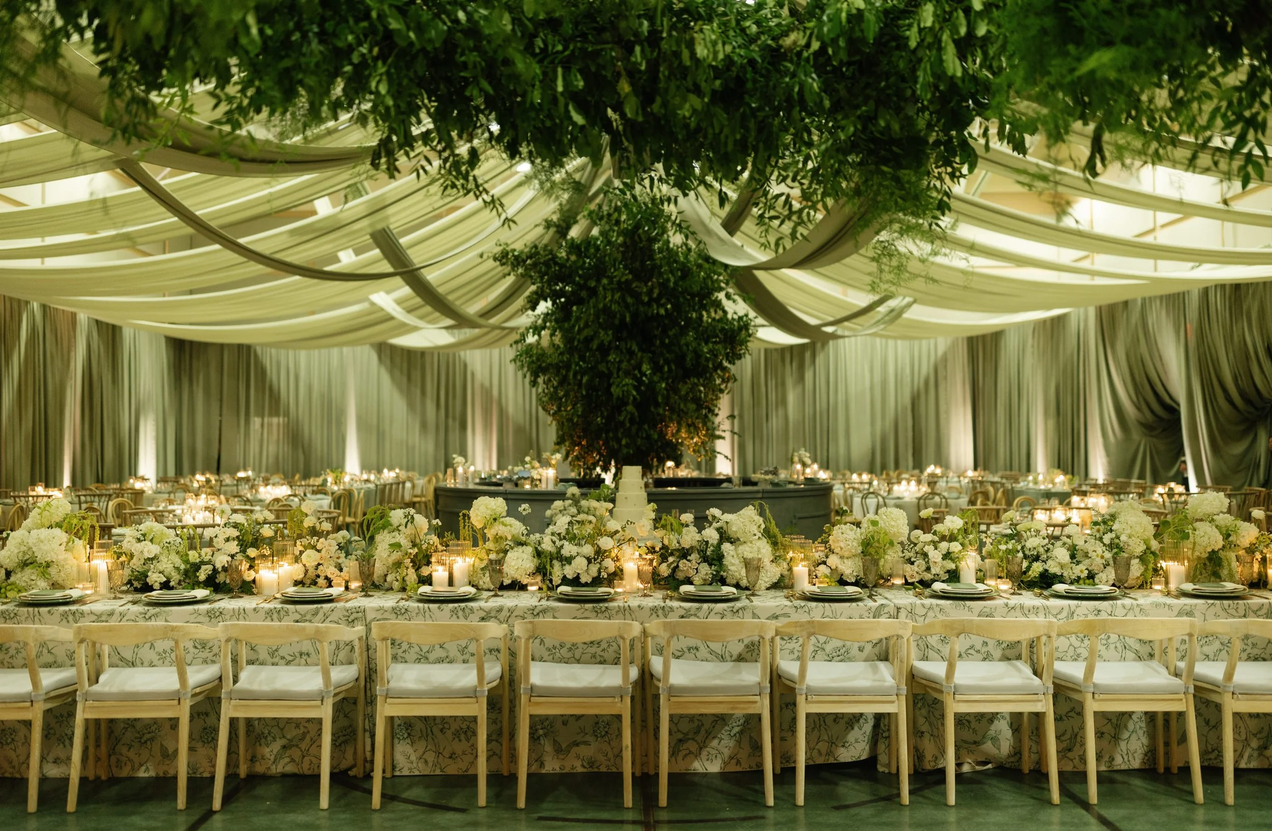 reception-details-S&T-amosleyphoto (22 of 104).jpg
