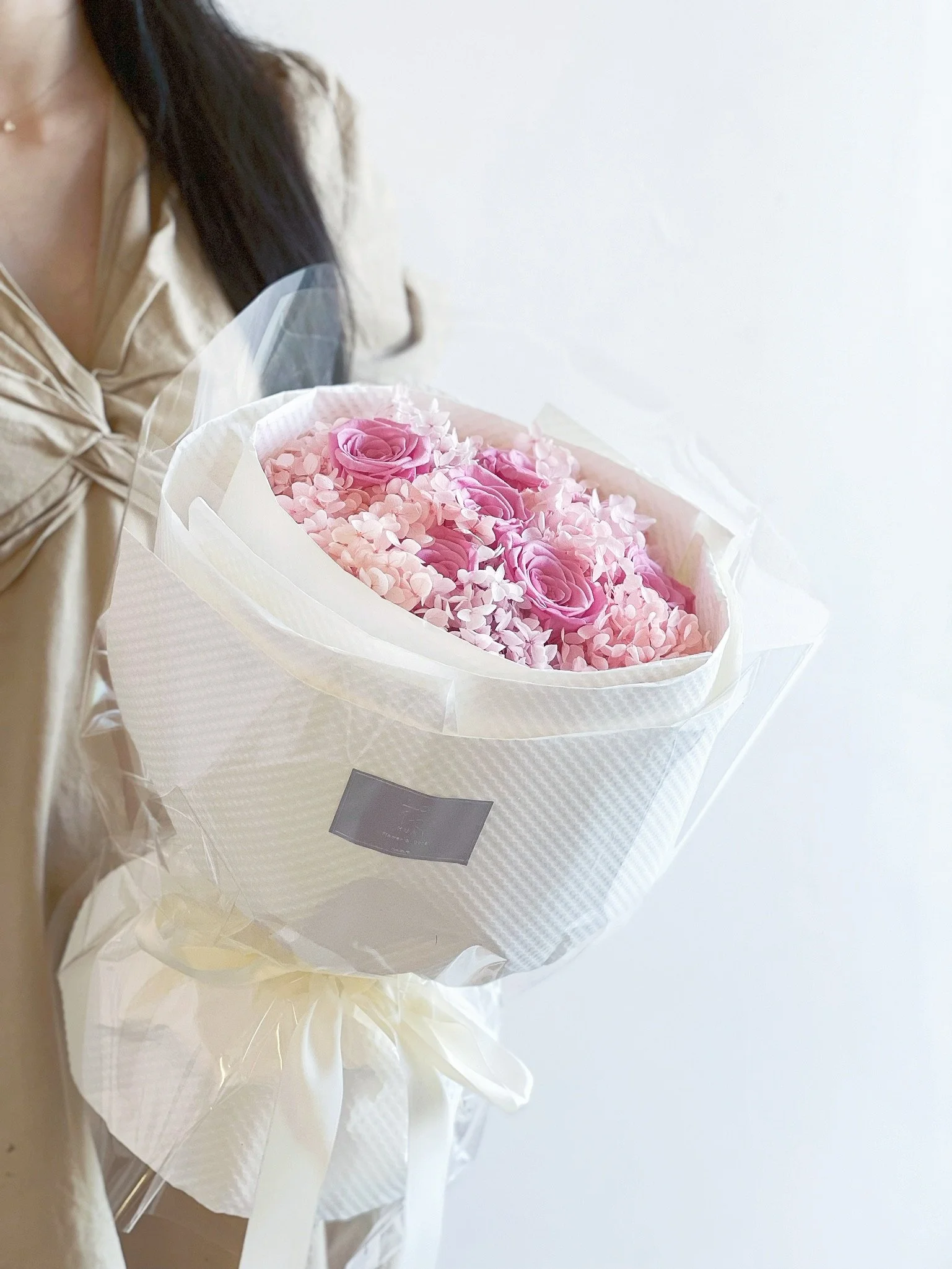 Preserved Fresh flowers round bouquet