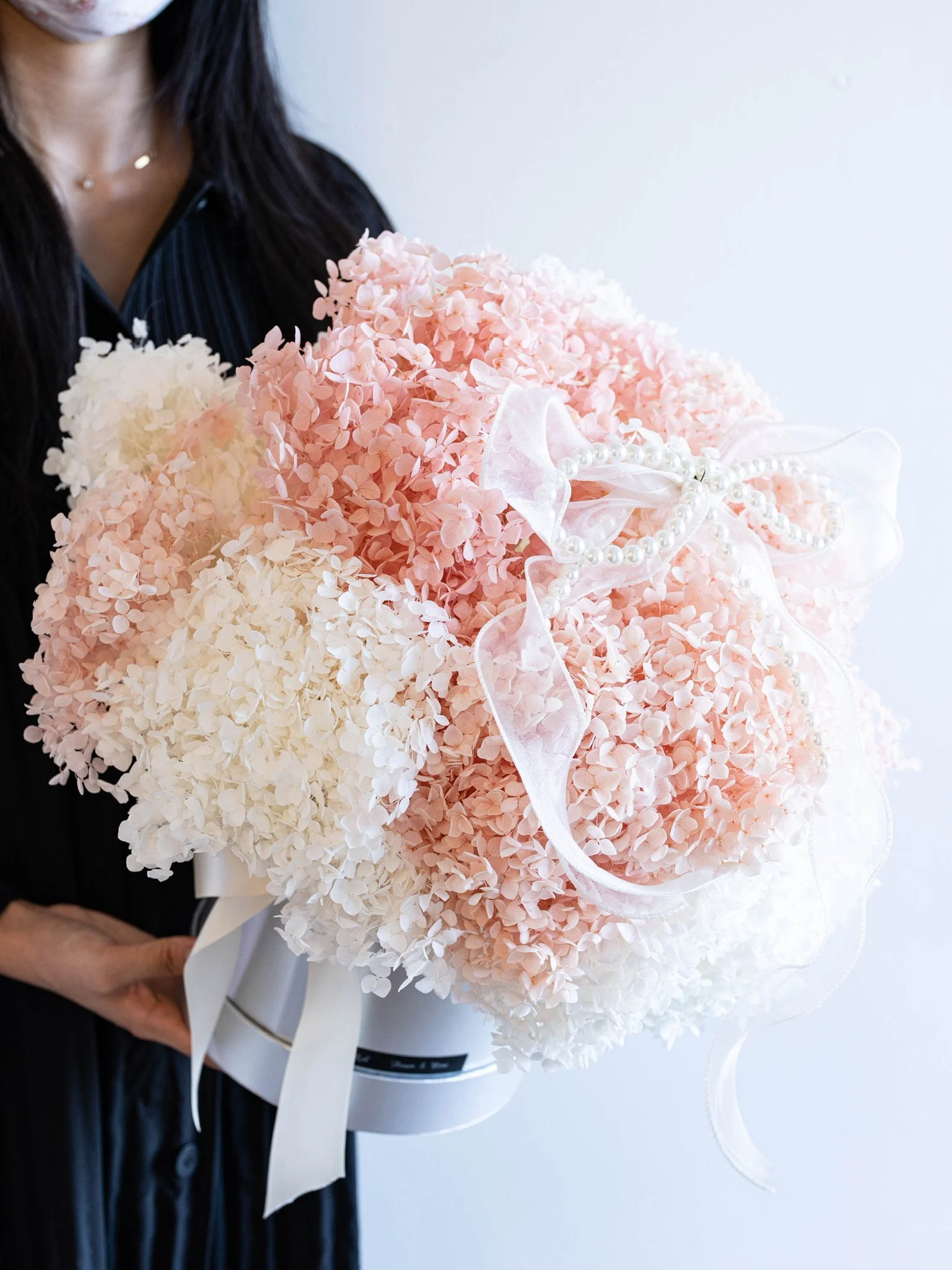 Preserved Fresh Flower in Hatbox