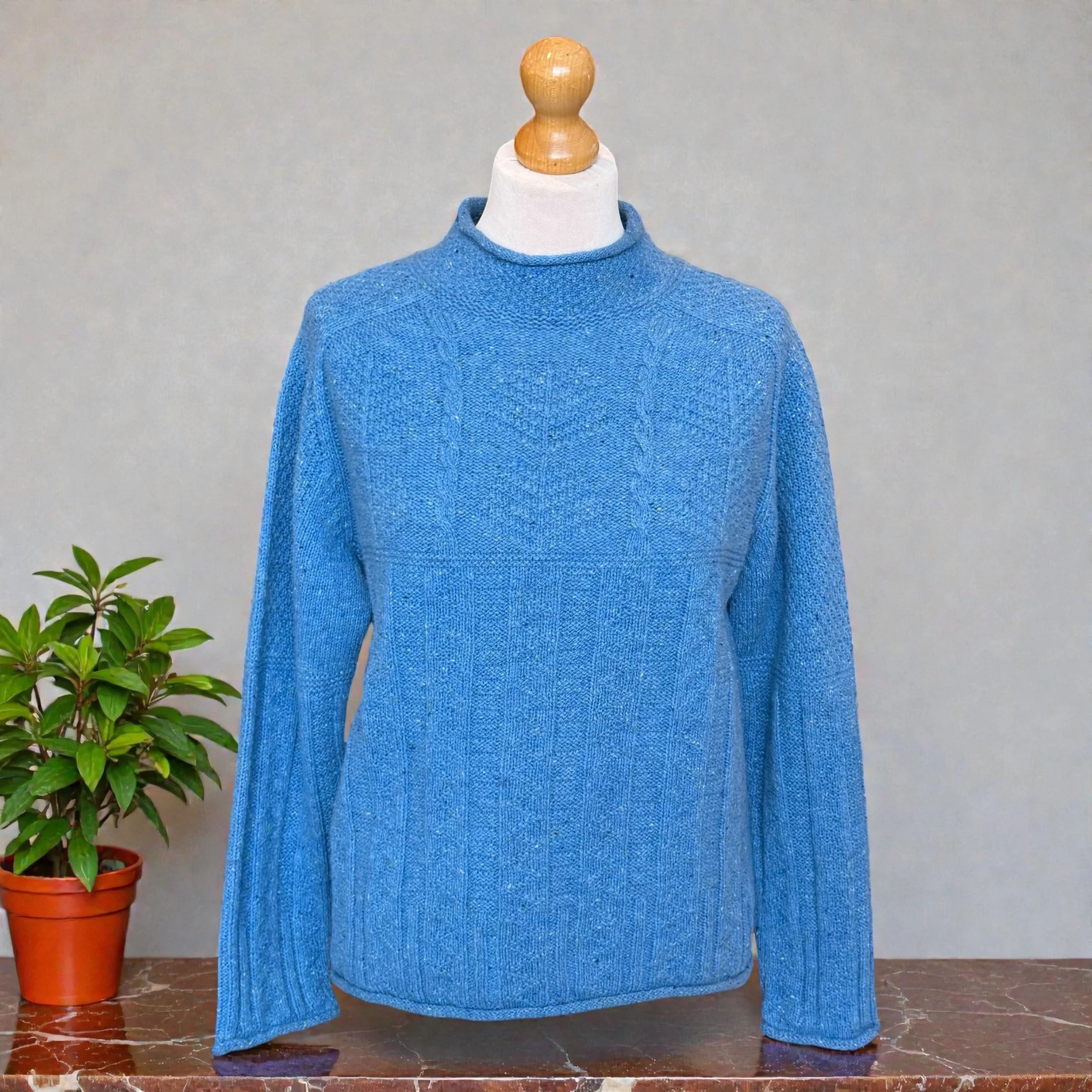 Harley Roll Neck, Coll