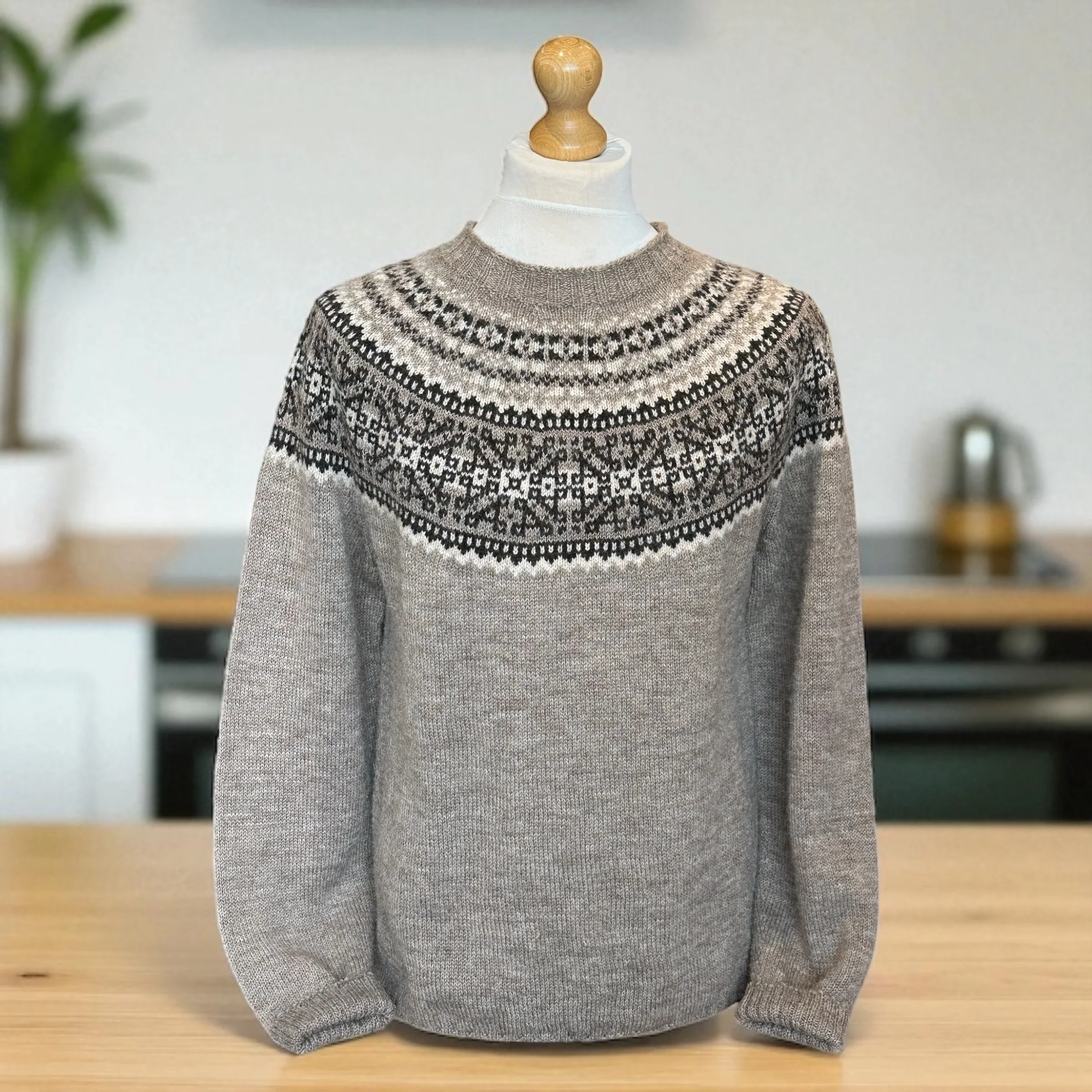 Harley Crew Yoke Sweater, Fawn