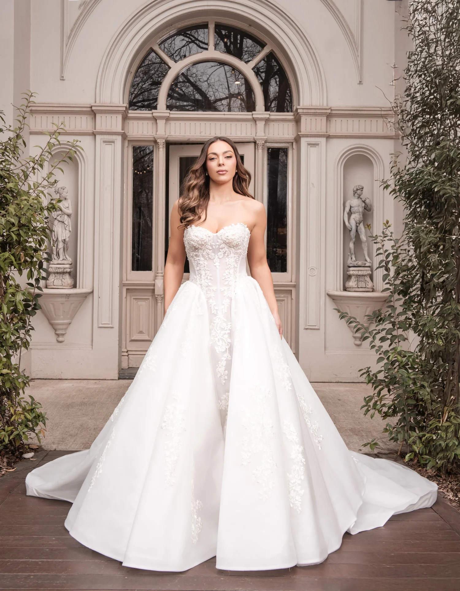 ARABELLA Bridal Ballgown - Sweetheart Neckline, Lace-Up Back  Bella E La  Bestia Bridal