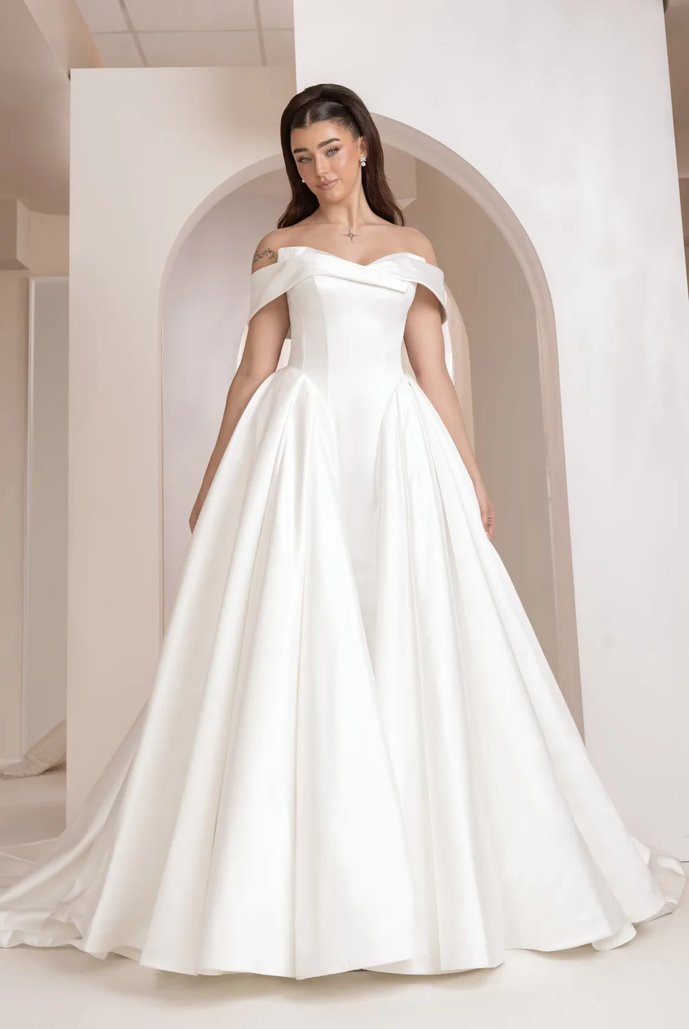 Fit-N-Flare Wedding Dresses In Melbourne | Fit & Flare Dresses Bella E La  Bestia Bridal  Bella E La Bestia Bridal