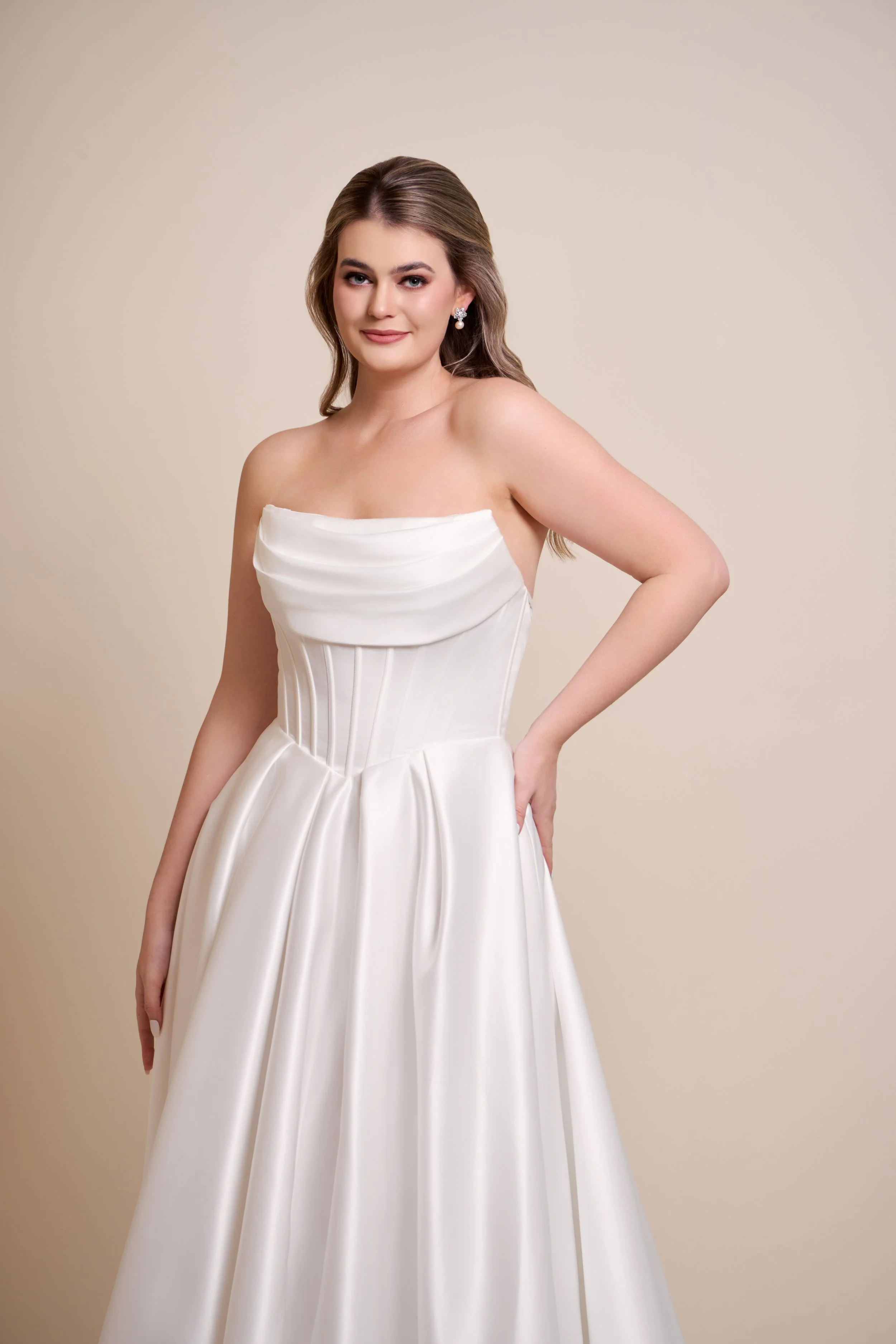 Bella E La 1015.jpeg