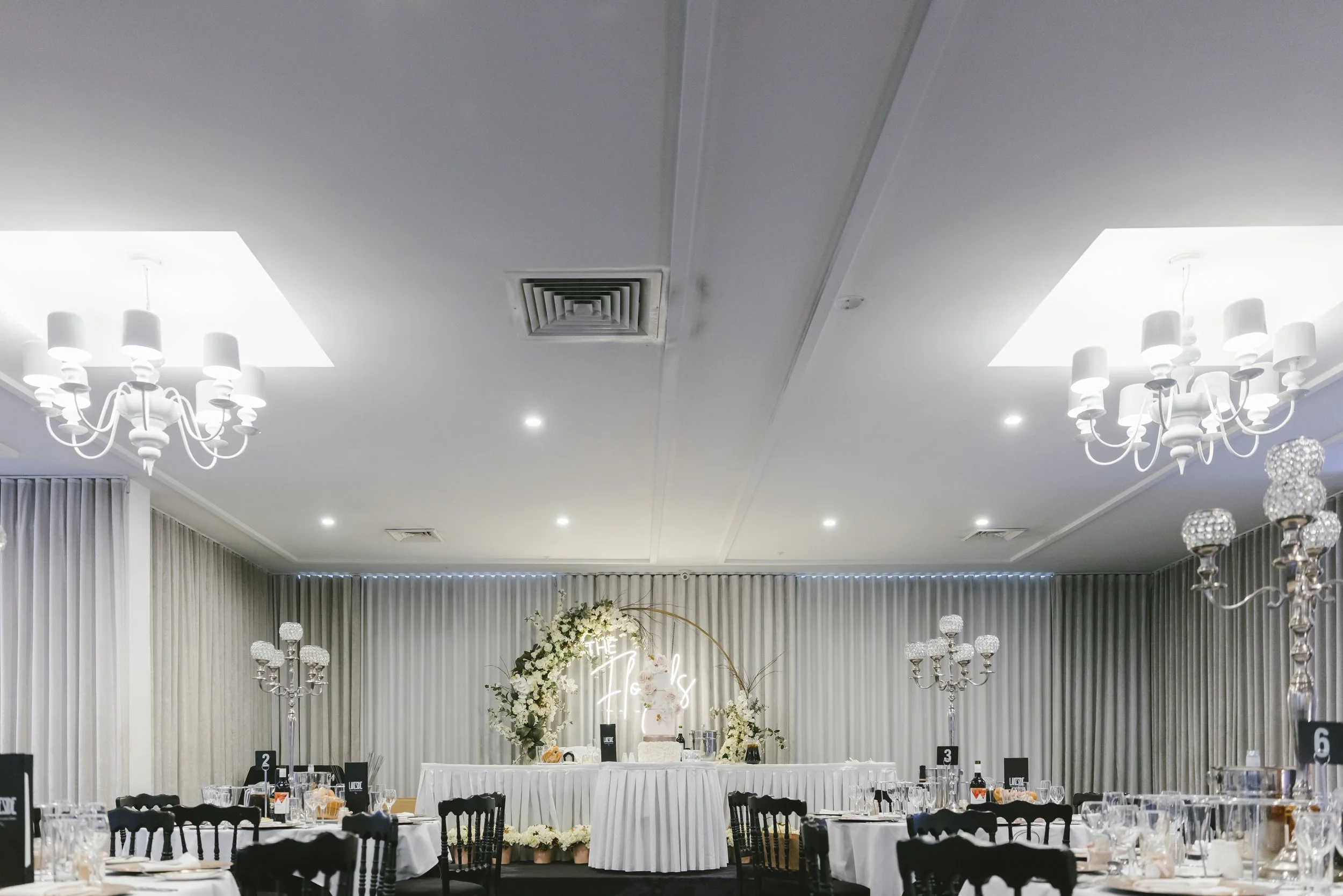 Wedding Photography &amp; Bridal Styling in Melbourne: Creating Picture-Perfect Moments