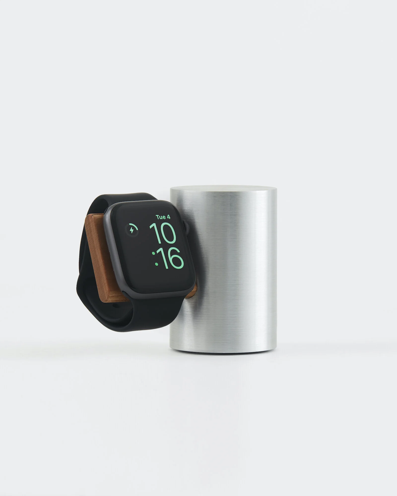 Anden_Domino_Alum_Cherry_Low .jpeg