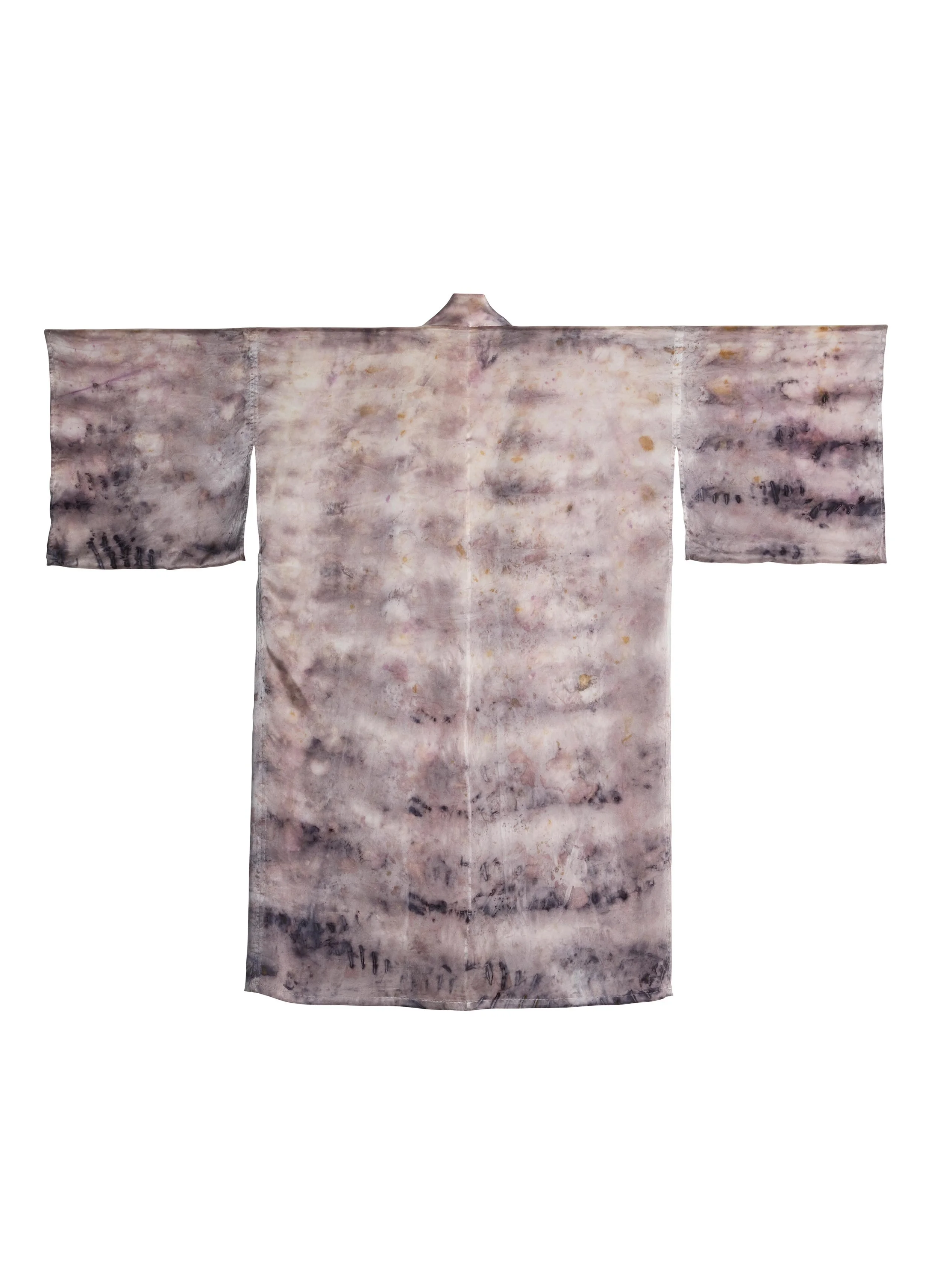 Koebenhavs-Plantefarveri-Flowerscape-Collection-Silk-Kimono-My-childhood-garden_2.jpg