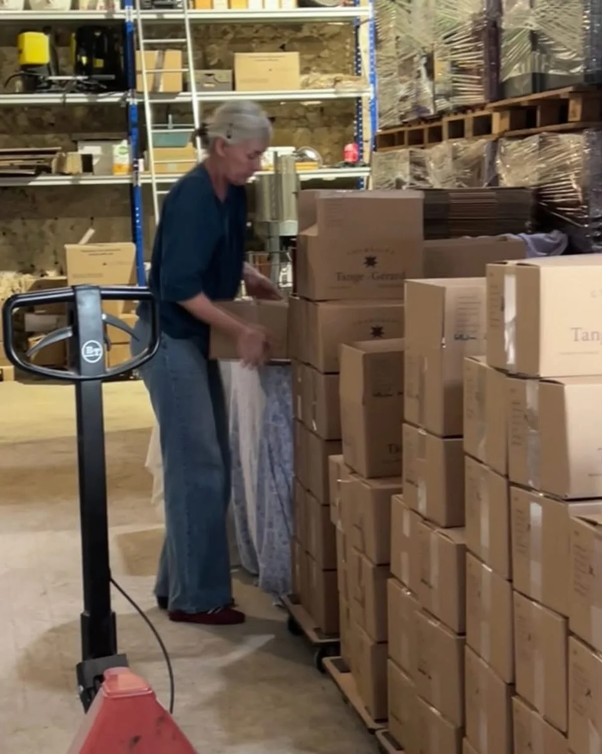 This was  in April. But November is very similar. Bubbly deliveries for the end-of-the-year parties. These pallets just left home in Soulieres. They&rsquo;re so excited to go somewhere near you for your coming-up celebrations, parties or maybe contin