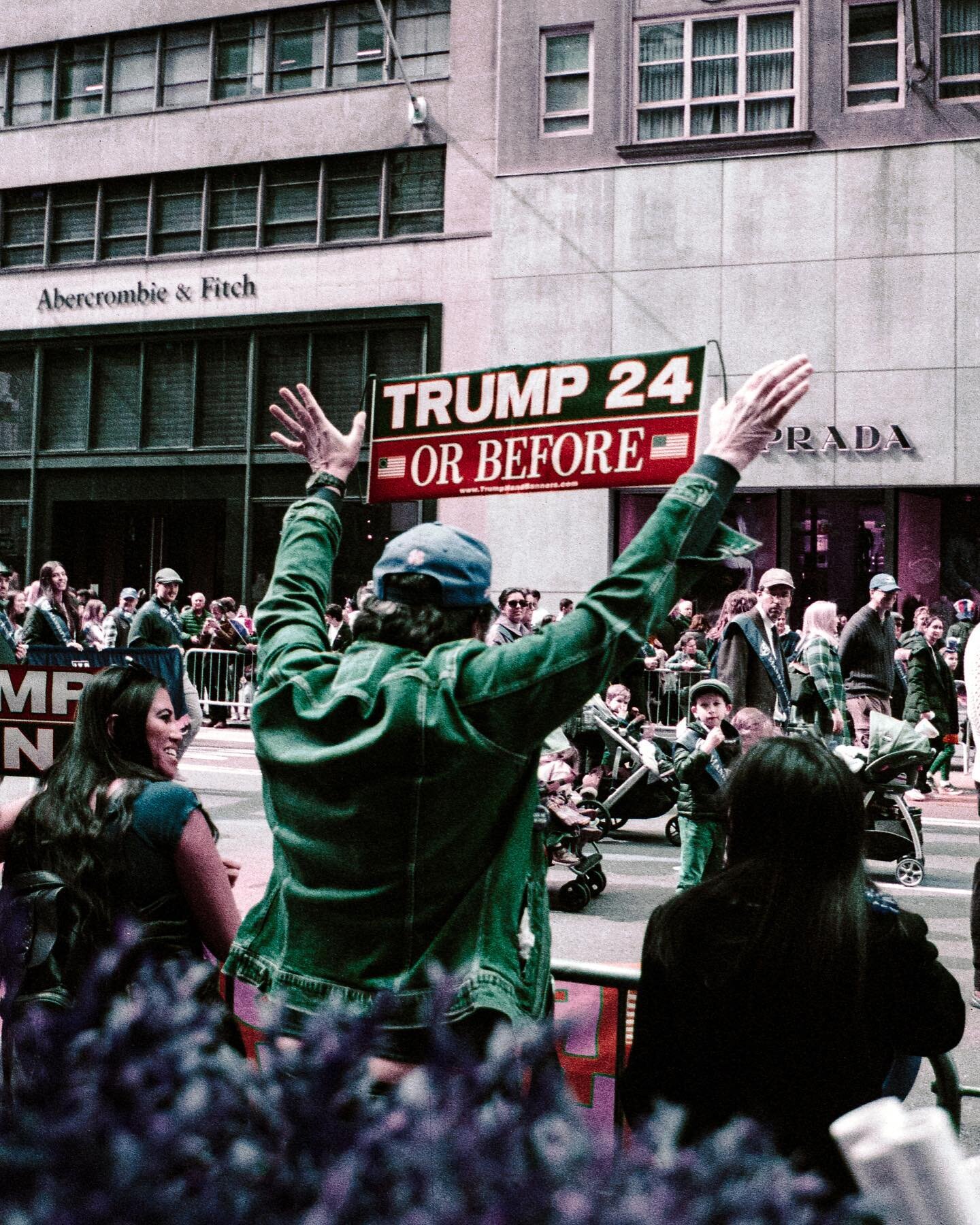 Cultish Madness - Today feels like an appropriate time to share this image. Unpopular leaders claiming things as their birthright seems to be all the rage these days. Anyway happy coronation day x 
&bull;
#potd #analoguephotography #filmisnotdead #lo